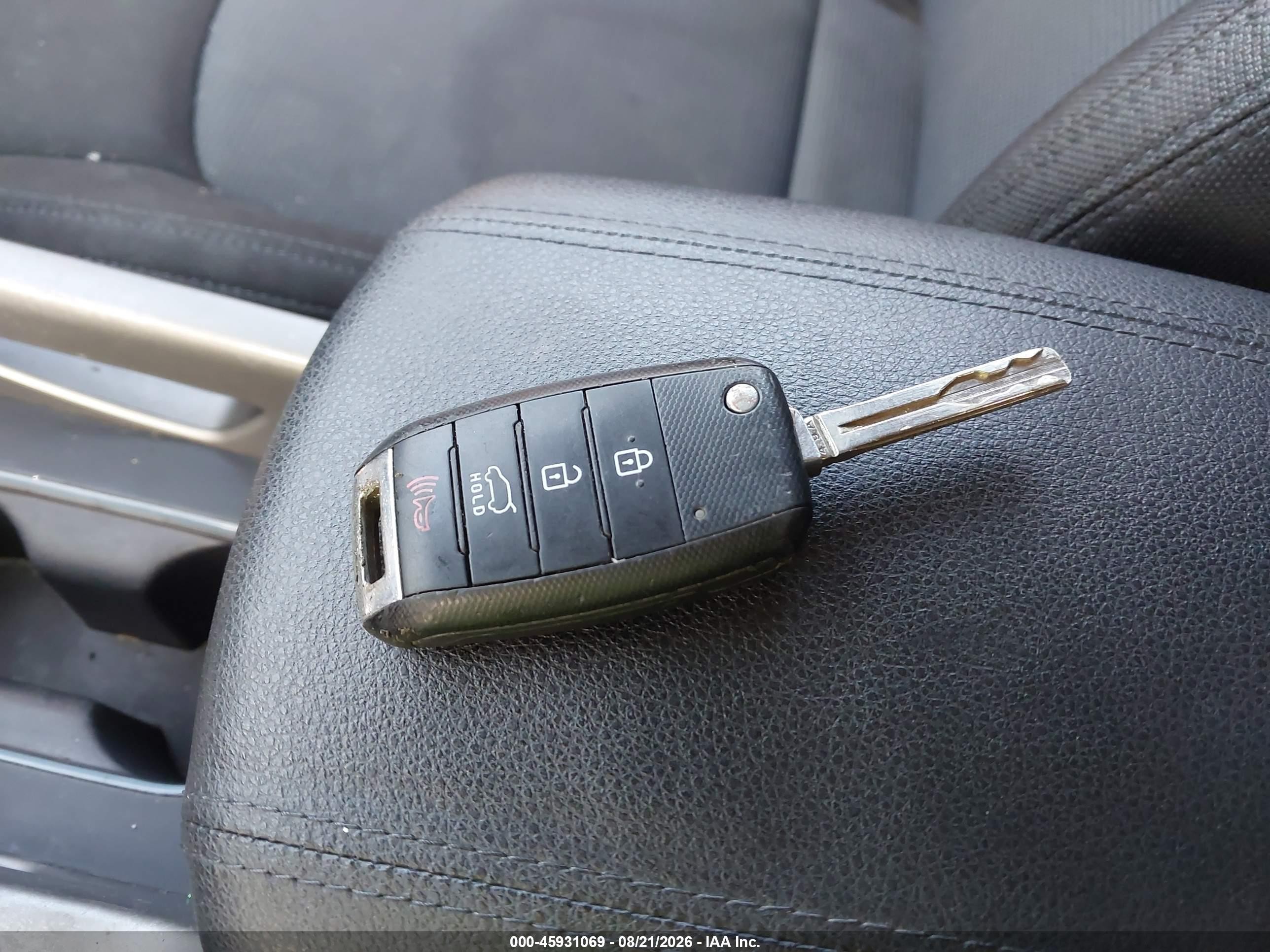 2014 Kia Sportage Lx Silver vin: KNDPBCAC2E7603856