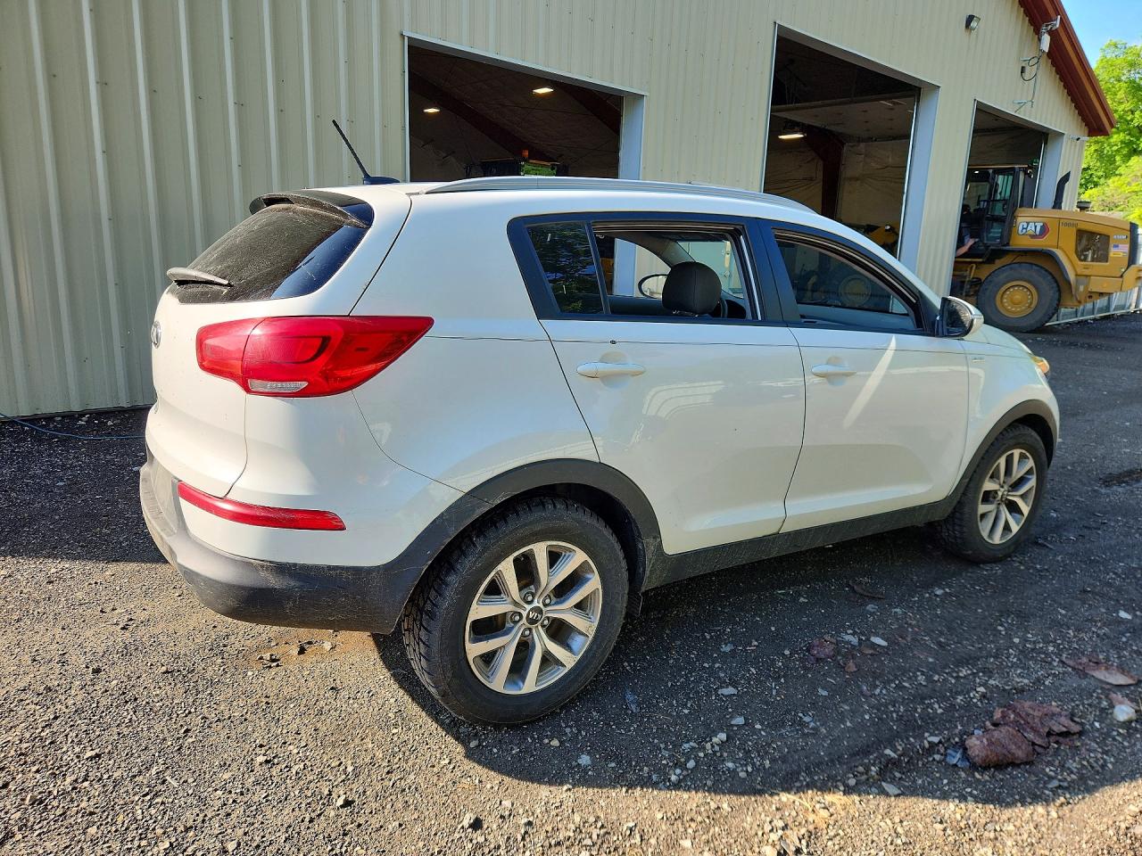 2015 Kia Sportage Lx White vin: KNDPBCAC2F7781672