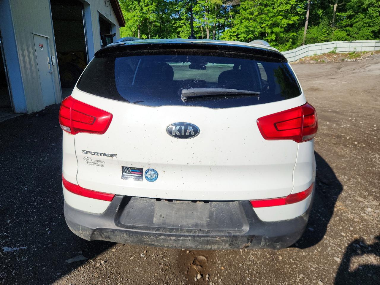 2015 Kia Sportage Lx White vin: KNDPBCAC2F7781672