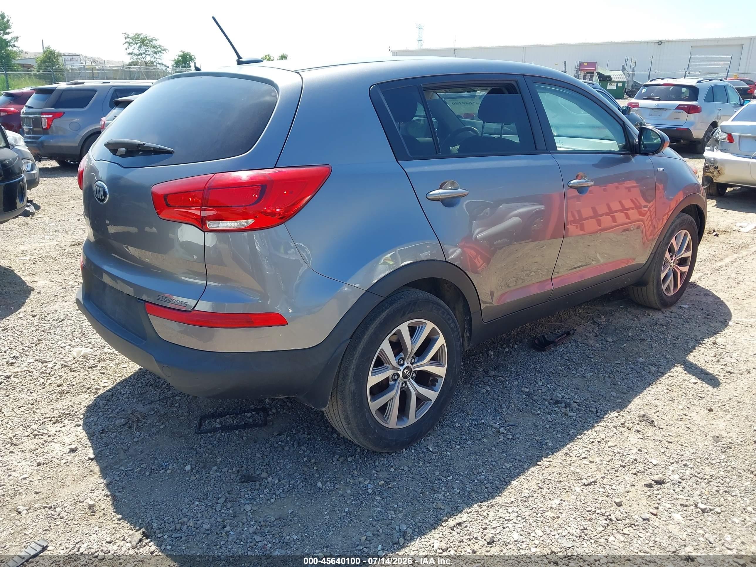 2015 Kia Sportage Lx Gray vin: KNDPBCAC2F7792932