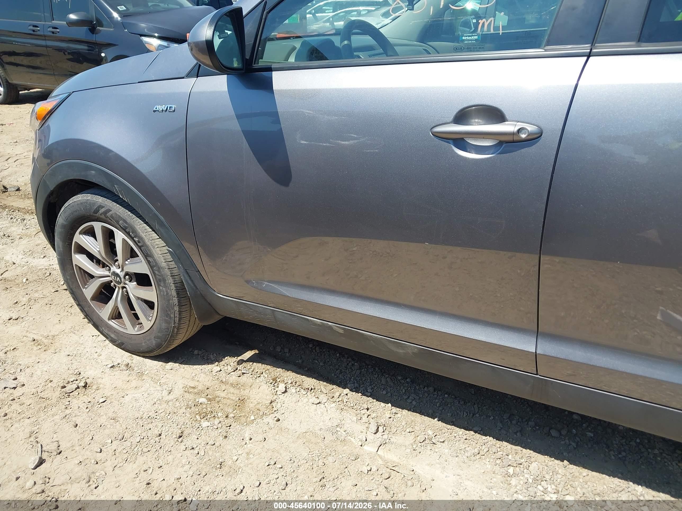2015 Kia Sportage Lx Gray vin: KNDPBCAC2F7792932