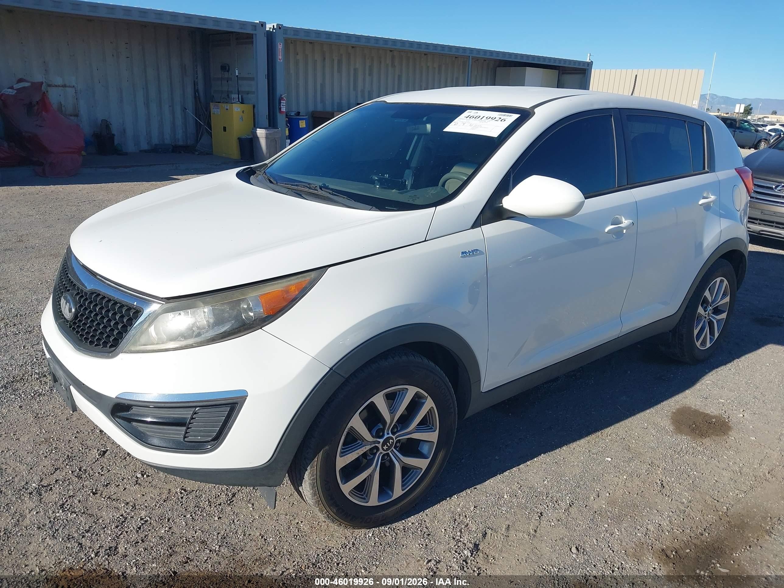 2014 Kia Sportage Lx White vin: KNDPBCAC3E7560581