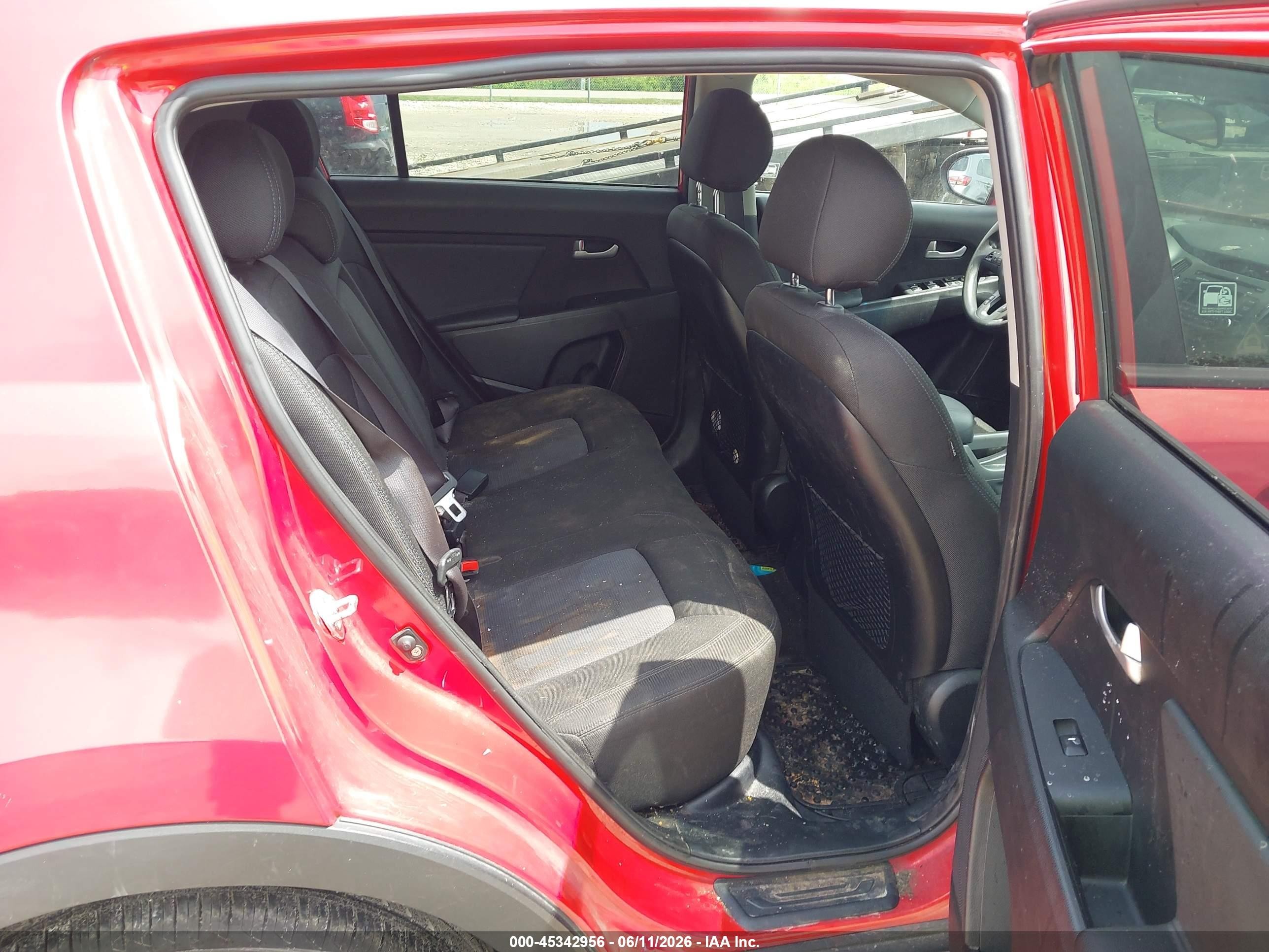 2015 Kia Sportage Lx Red vin: KNDPBCAC3F7675683