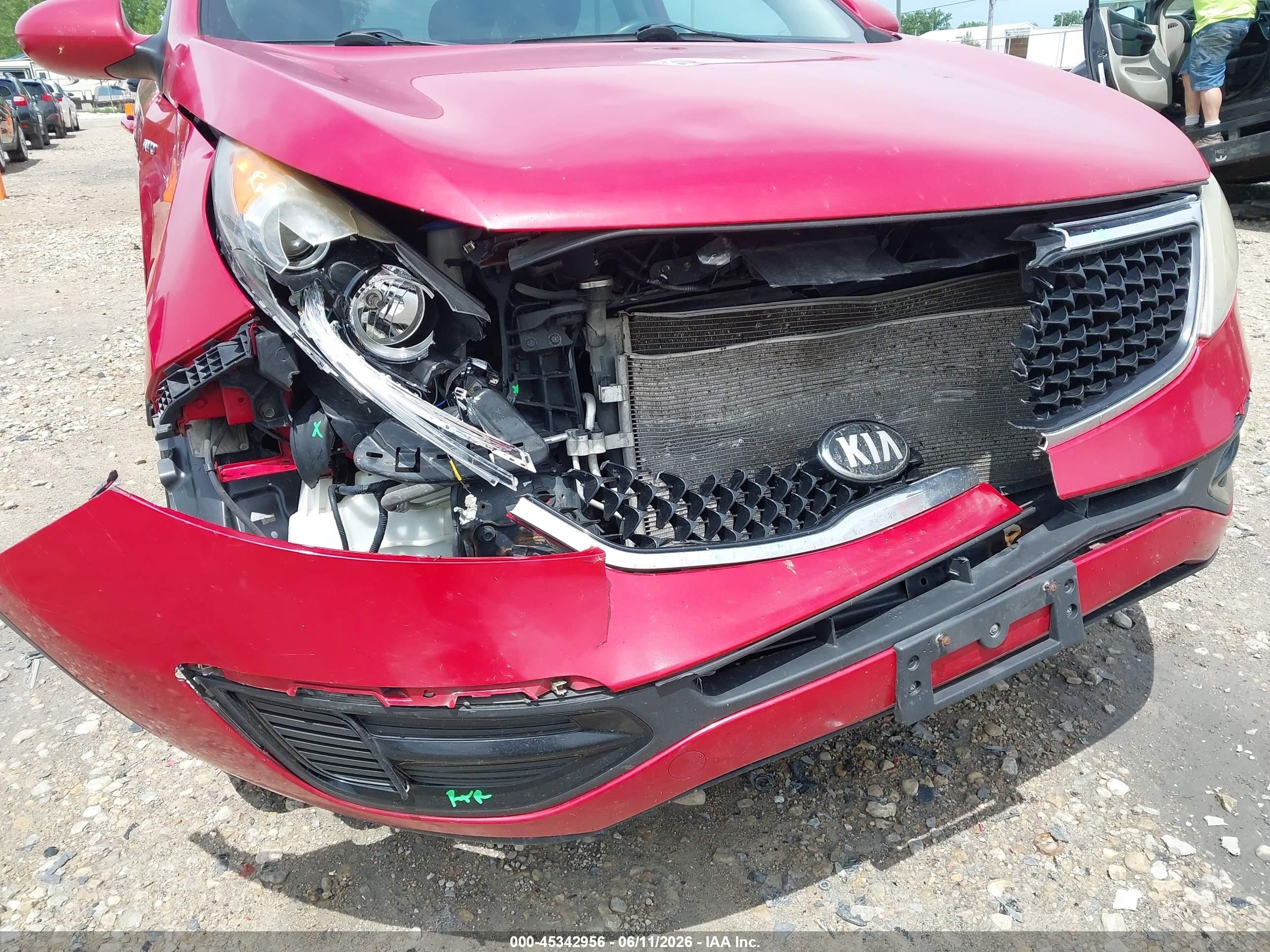 2015 Kia Sportage Lx Red vin: KNDPBCAC3F7675683