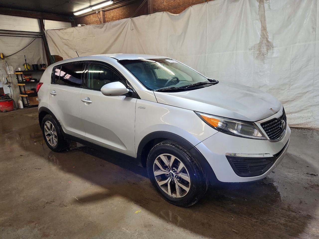 2015 Kia Sportage Lx Silver vin: KNDPBCAC3F7677658