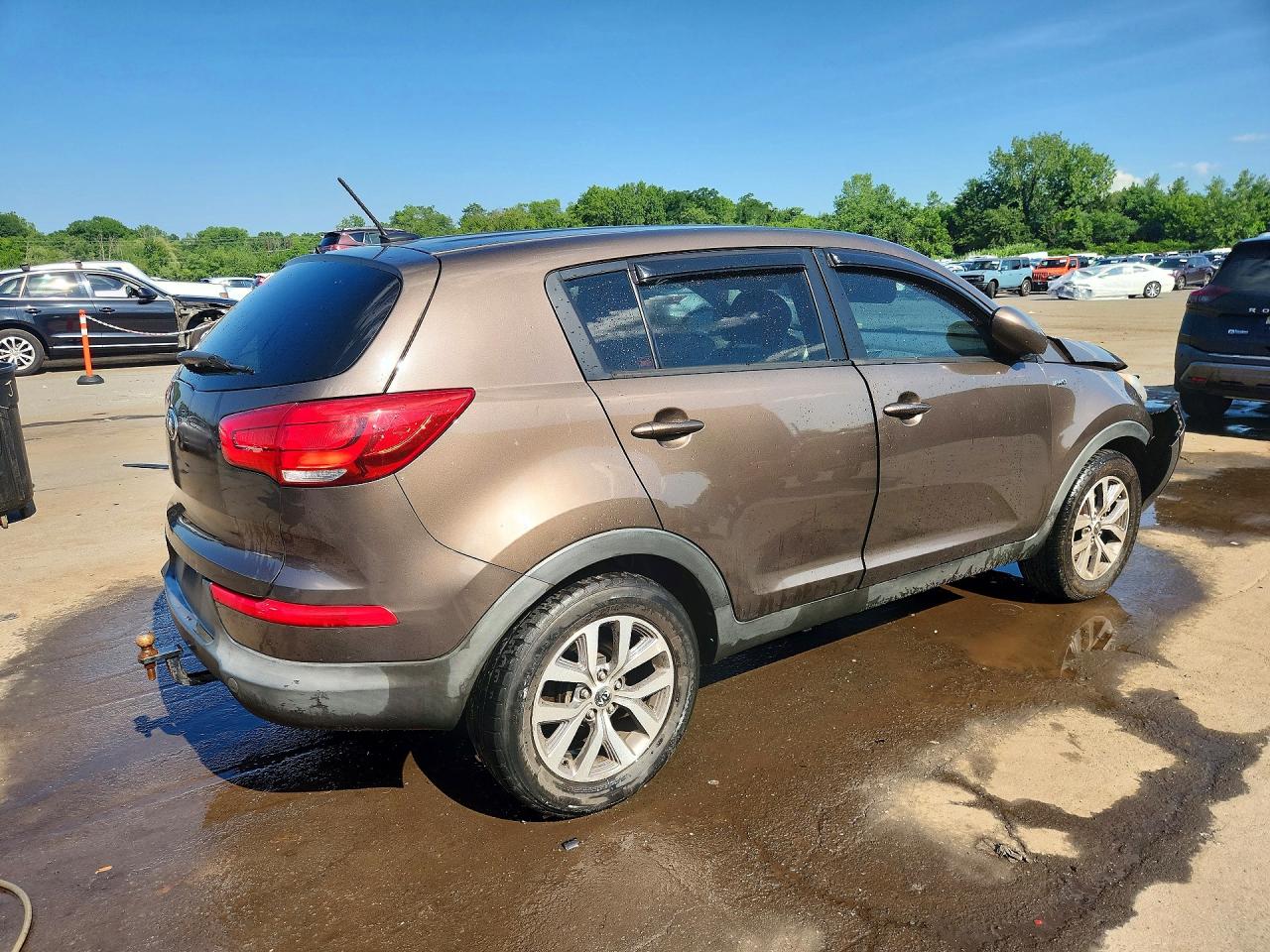 2015 Kia Sportage Lx Brown vin: KNDPBCAC3F7770325