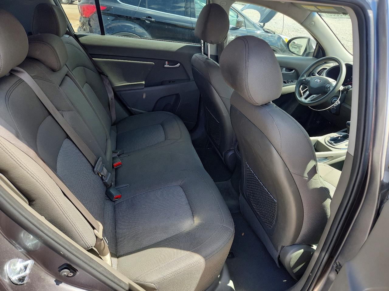 2015 Kia Sportage Lx Gray vin: KNDPBCAC3F7782412