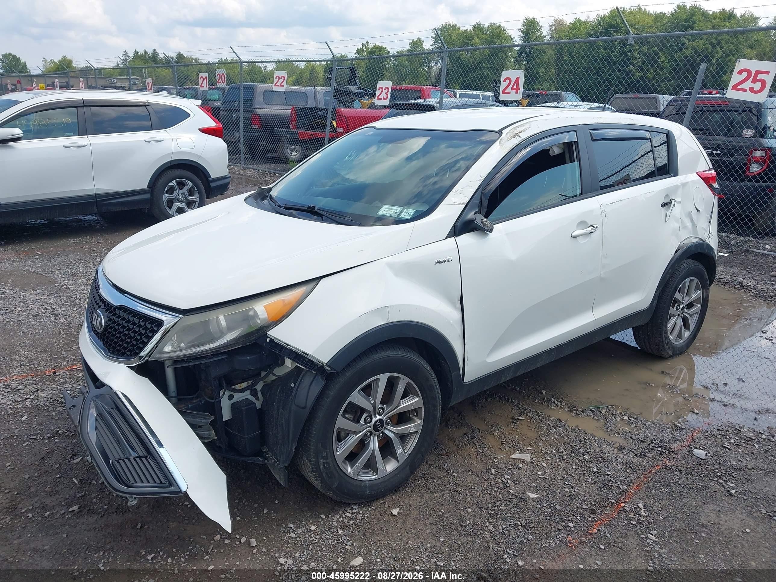 2015 Kia Sportage Lx White vin: KNDPBCAC3F7793880