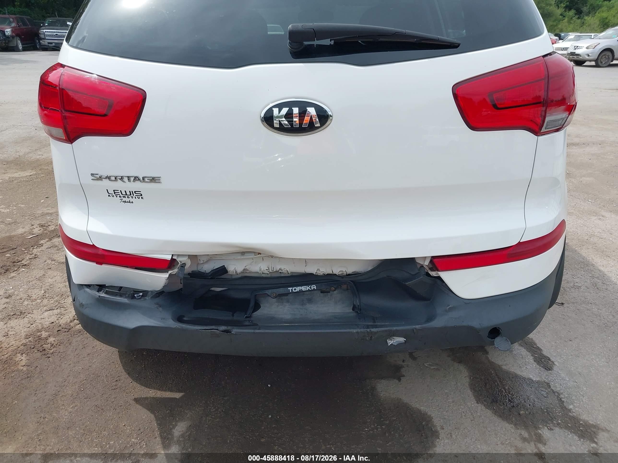 2016 Kia Sportage Lx White vin: KNDPBCAC3G7852279