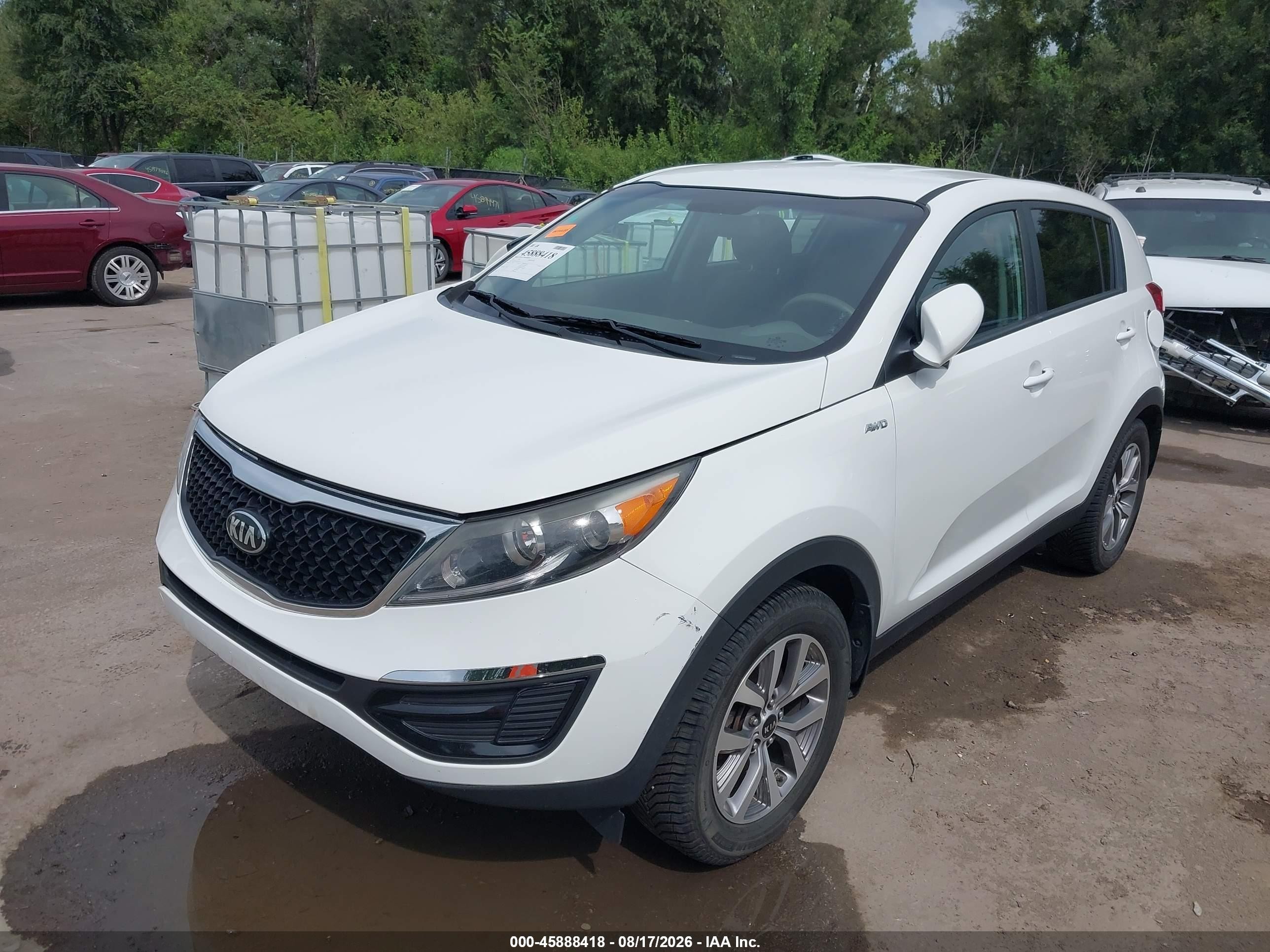 2016 Kia Sportage Lx White vin: KNDPBCAC3G7852279