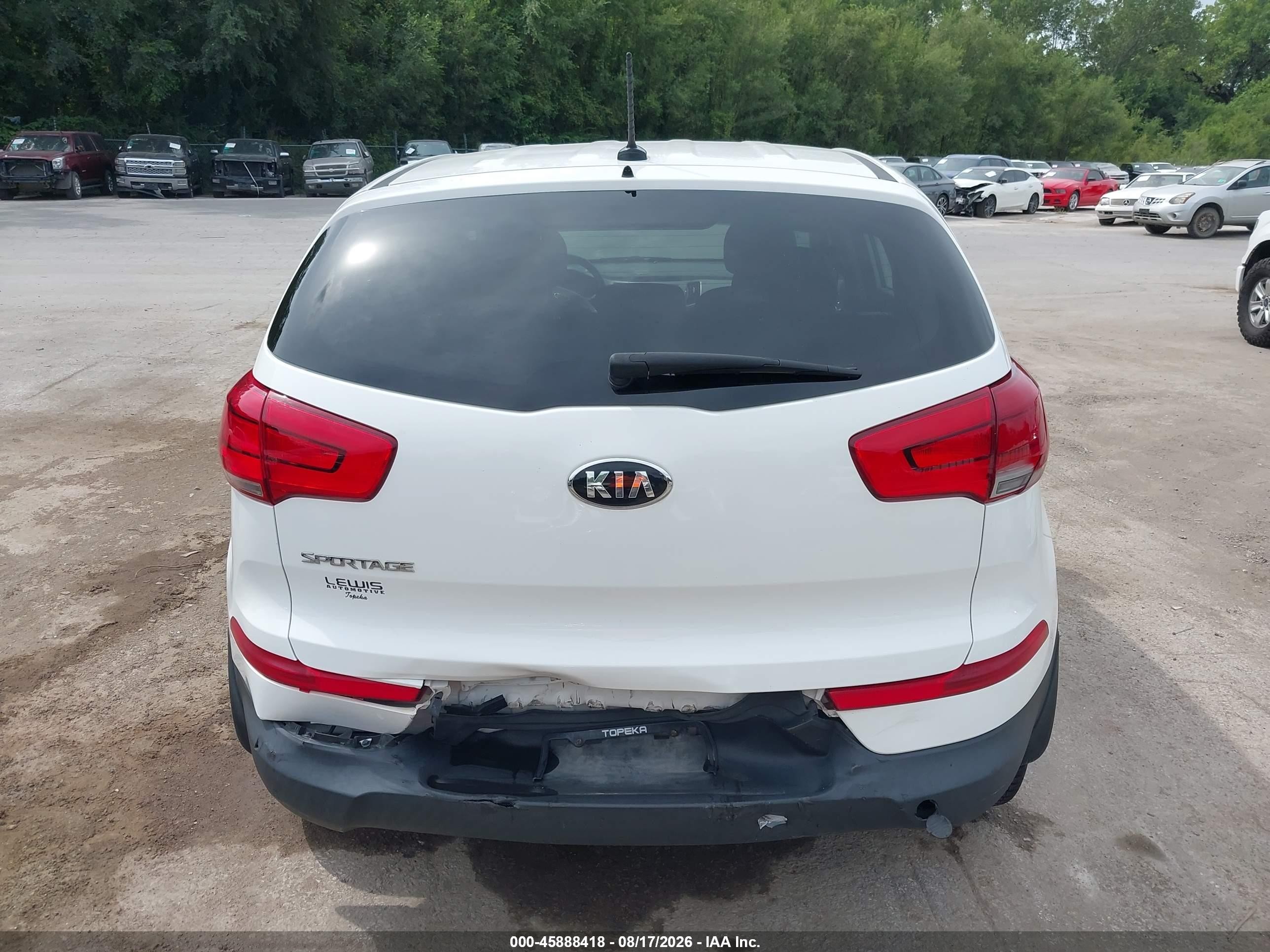 2016 Kia Sportage Lx White vin: KNDPBCAC3G7852279