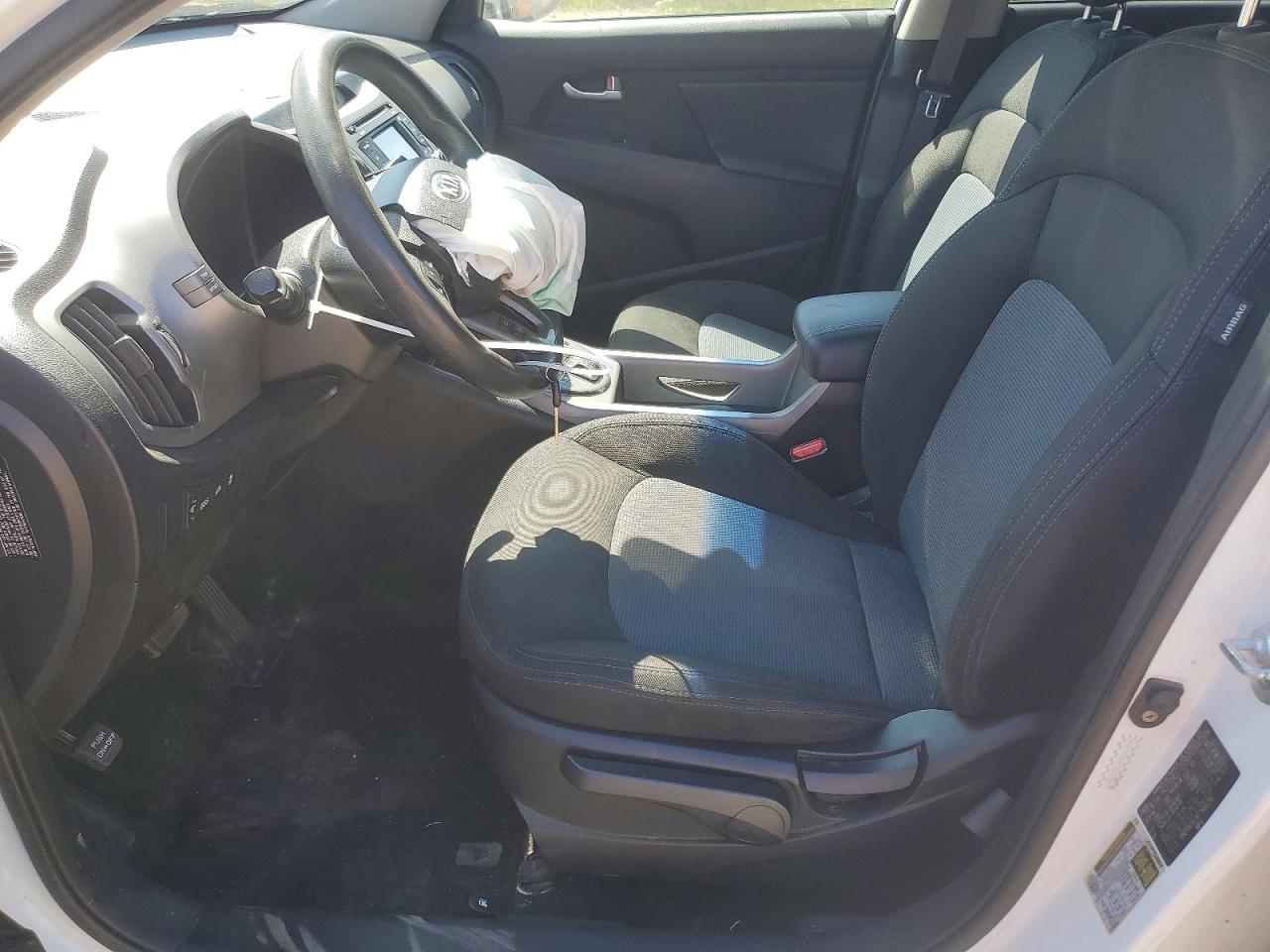 2015 Kia Sportage Lx White vin: KNDPBCAC4F7686756