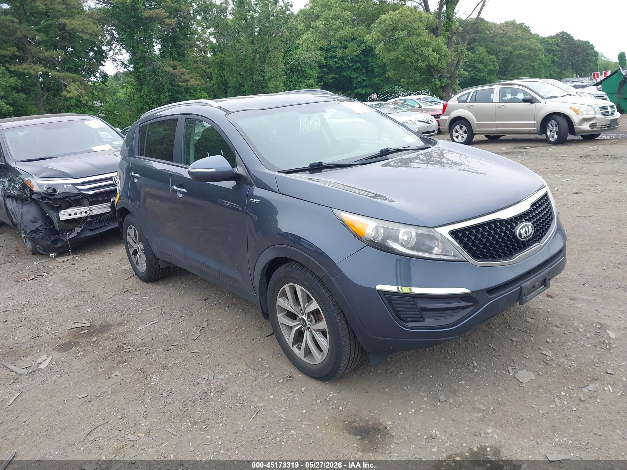 2015 Kia Sportage Lx Серый vin: KNDPBCAC4F7693299