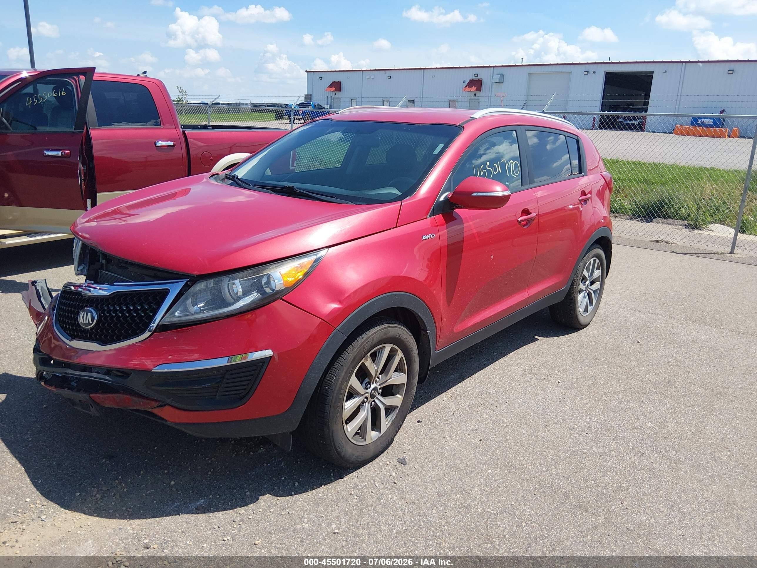 2015 Kia Sportage Lx Красный vin: KNDPBCAC4F7738273