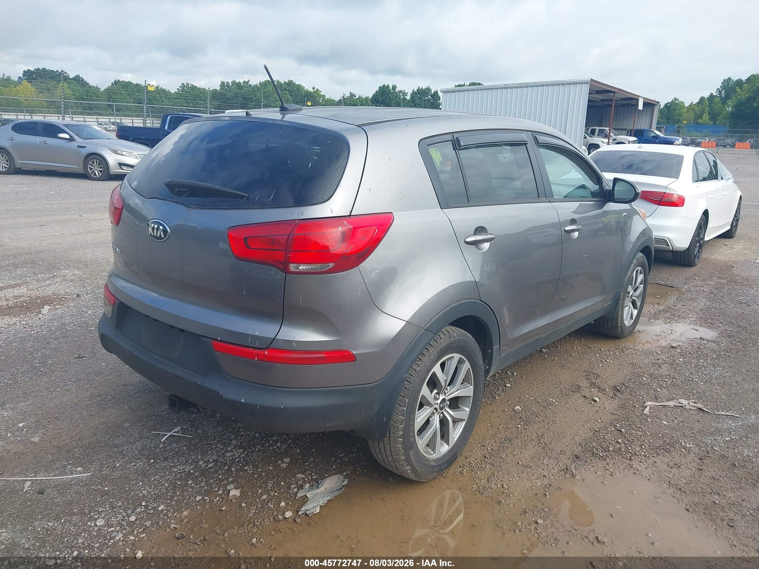 2015 Kia Sportage Lx Silver vin: KNDPBCAC4F7758538