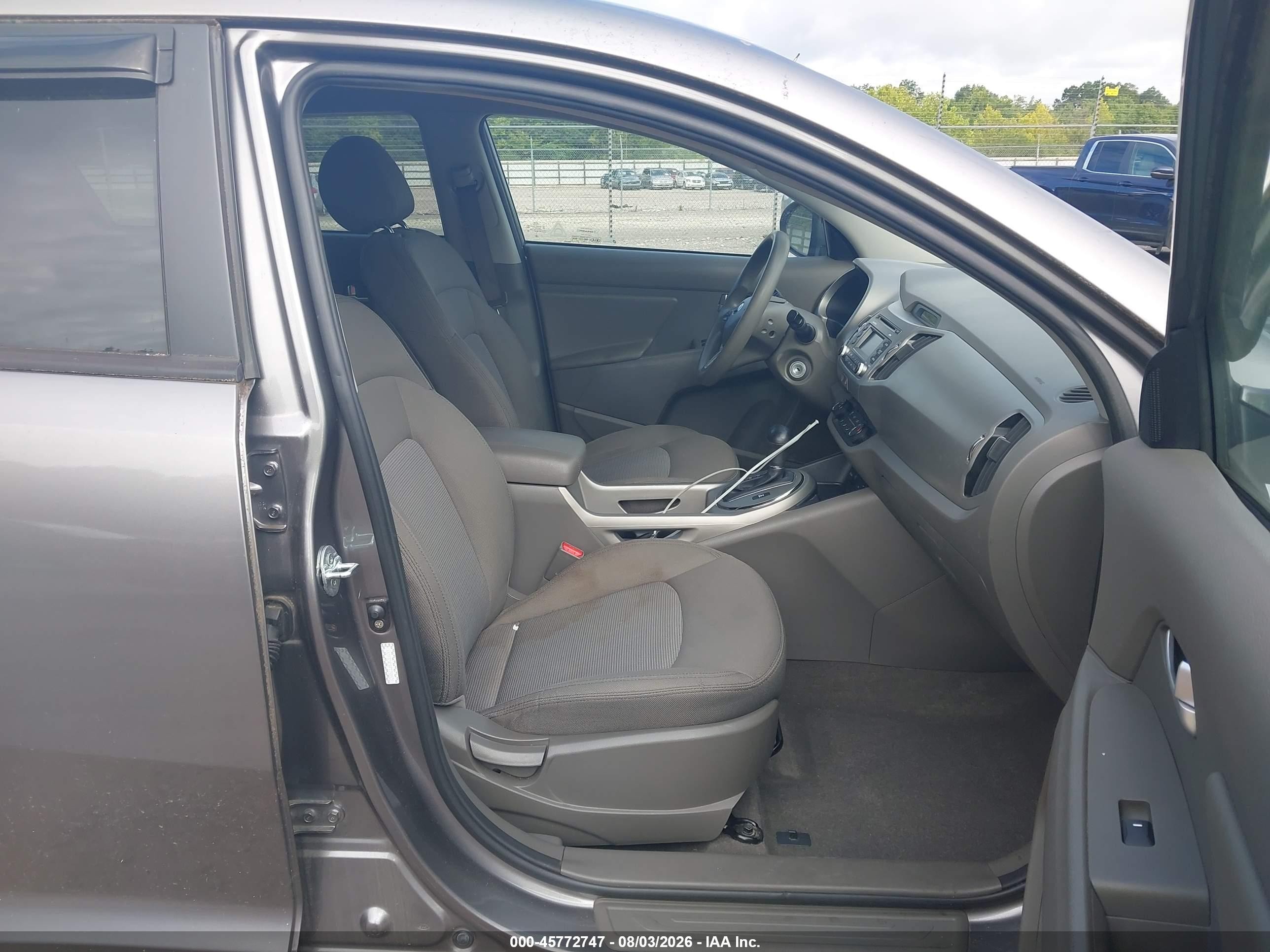 2015 Kia Sportage Lx Silver vin: KNDPBCAC4F7758538
