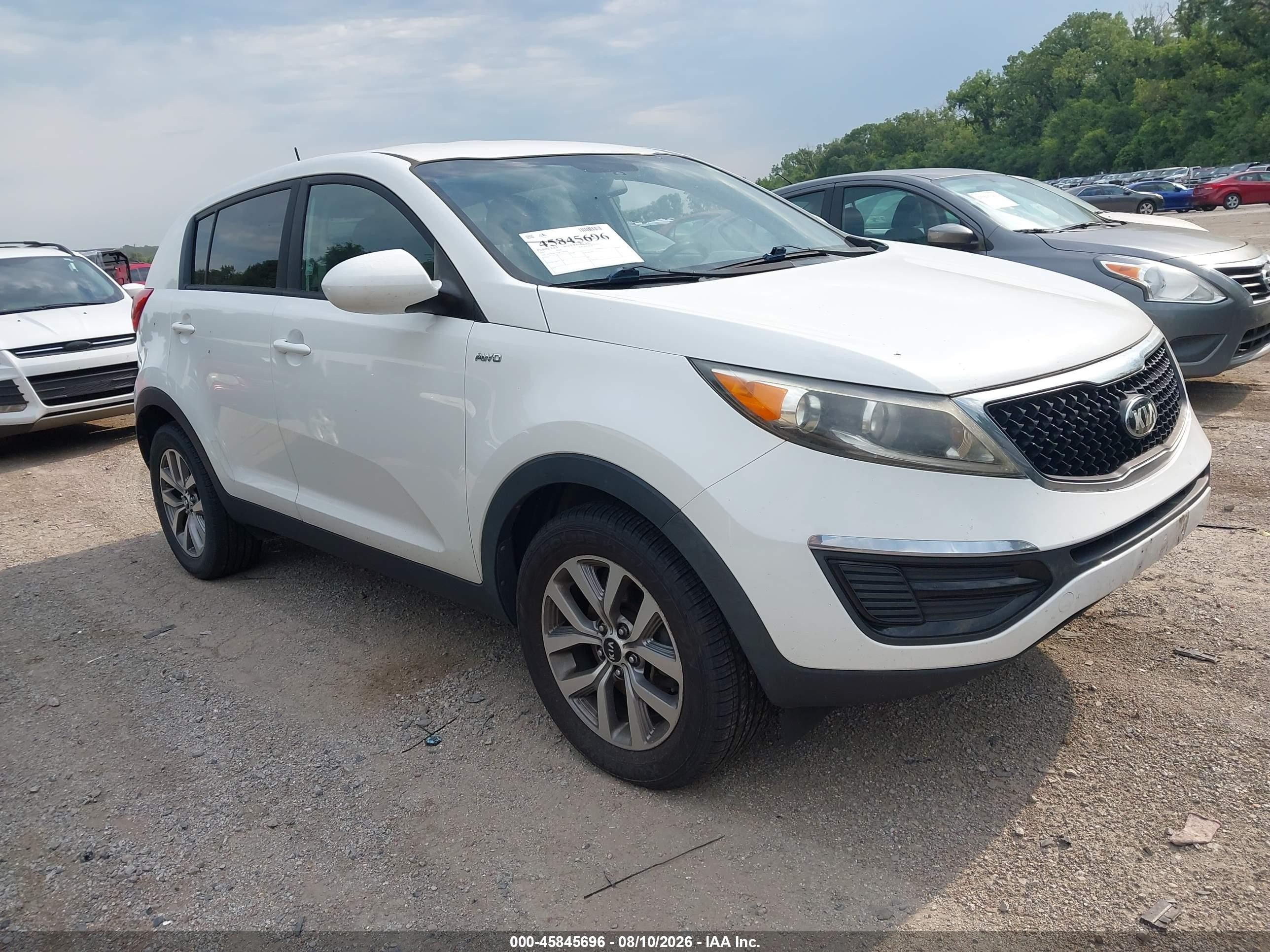 2015 Kia Sportage Lx White vin: KNDPBCAC4F7786694