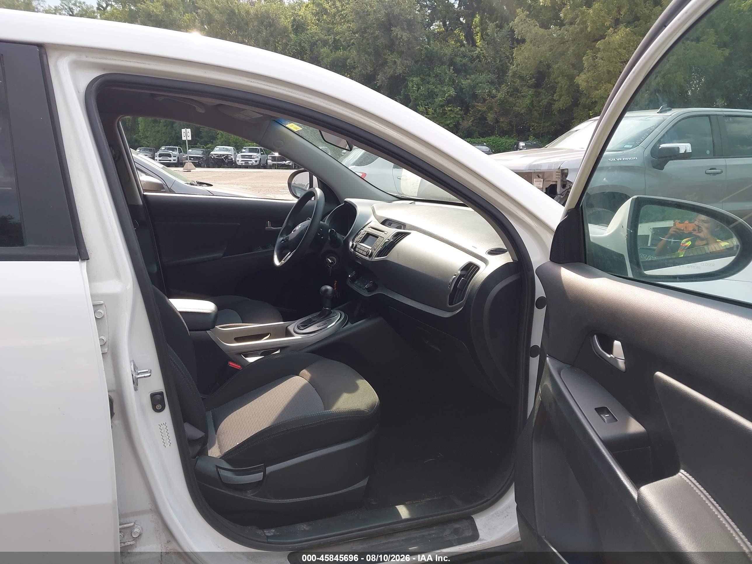 2015 Kia Sportage Lx White vin: KNDPBCAC4F7786694