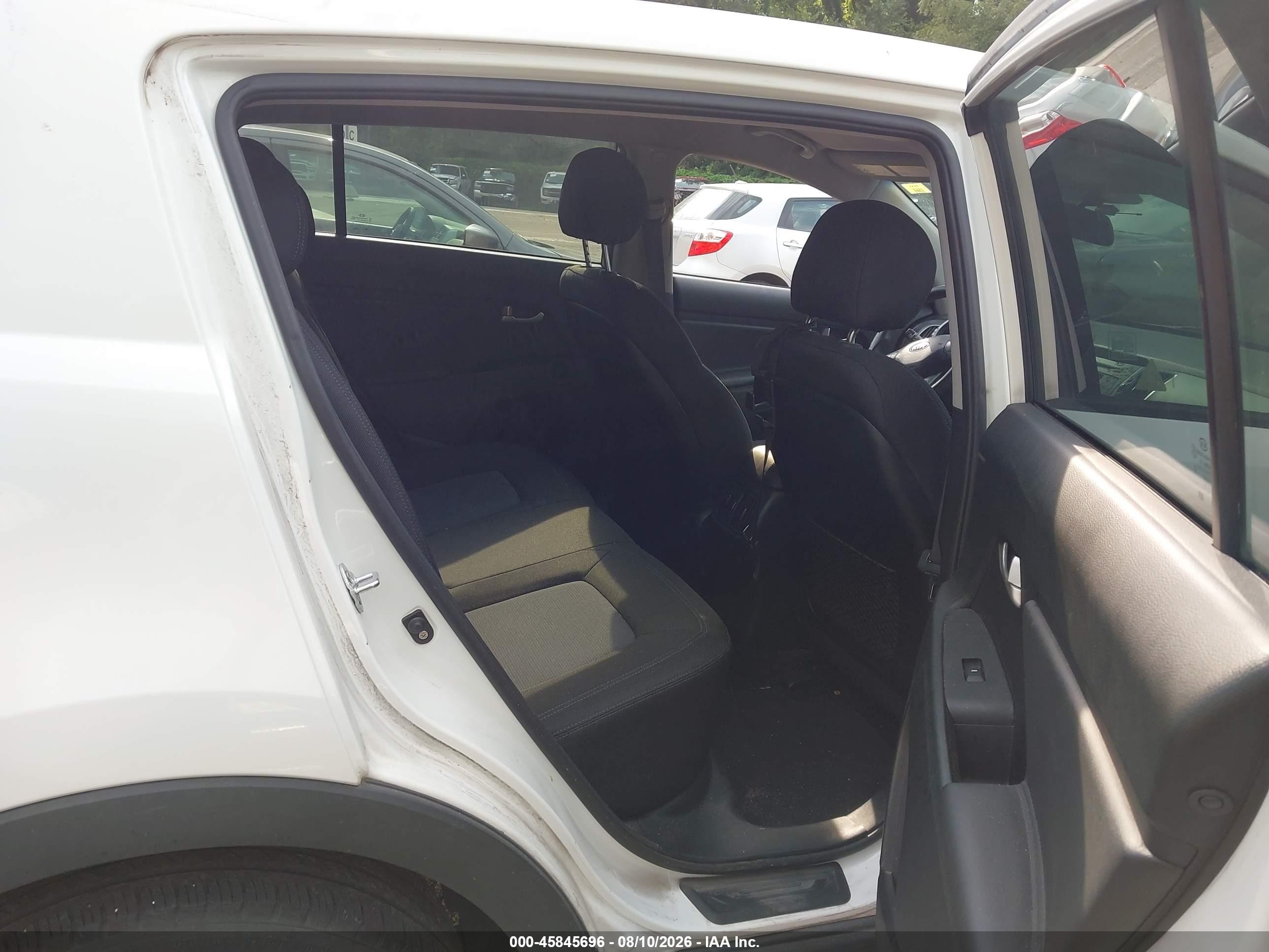 2015 Kia Sportage Lx White vin: KNDPBCAC4F7786694