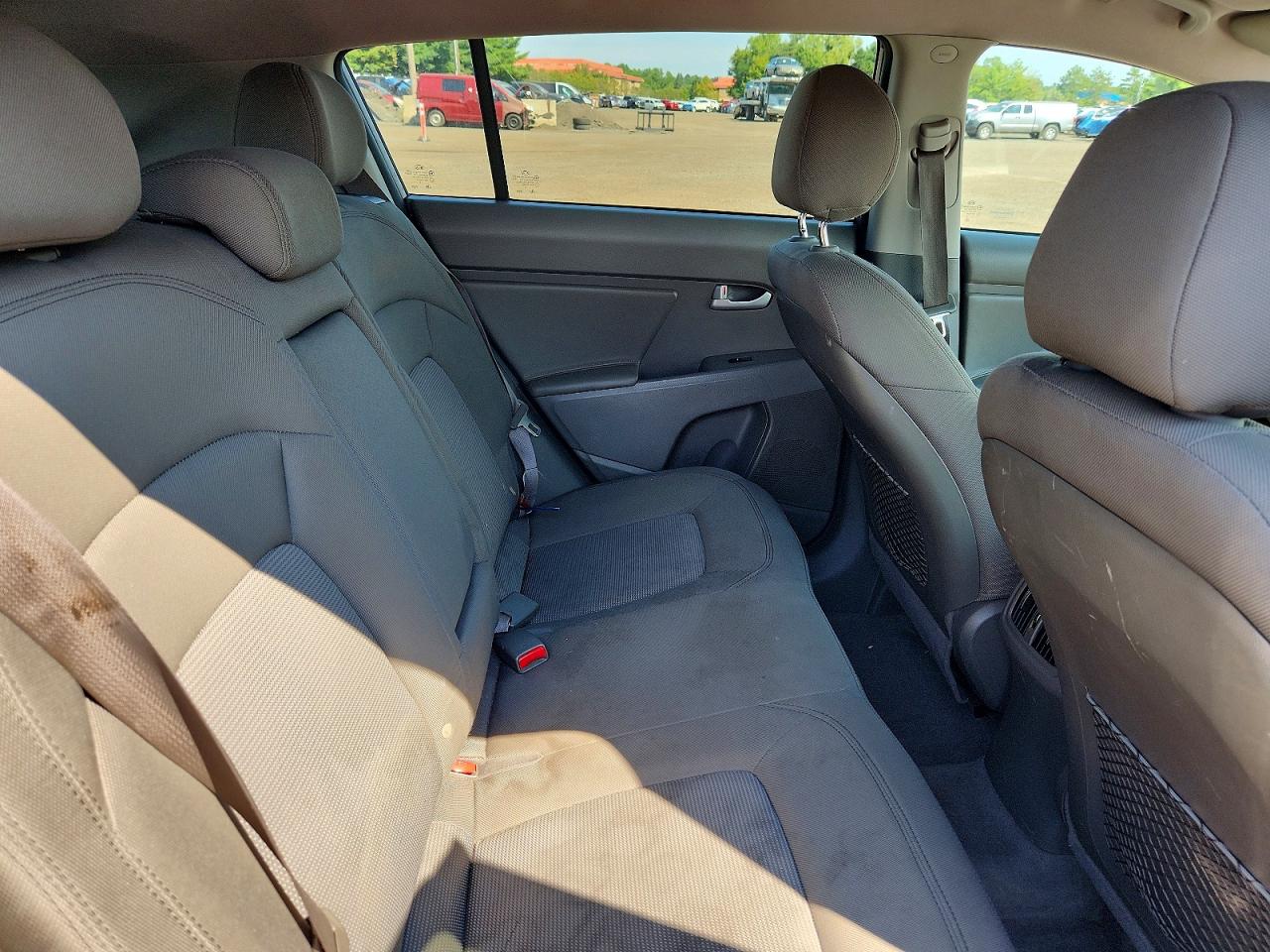 2014 Kia Sportage Lx Gray vin: KNDPBCAC5E7549601