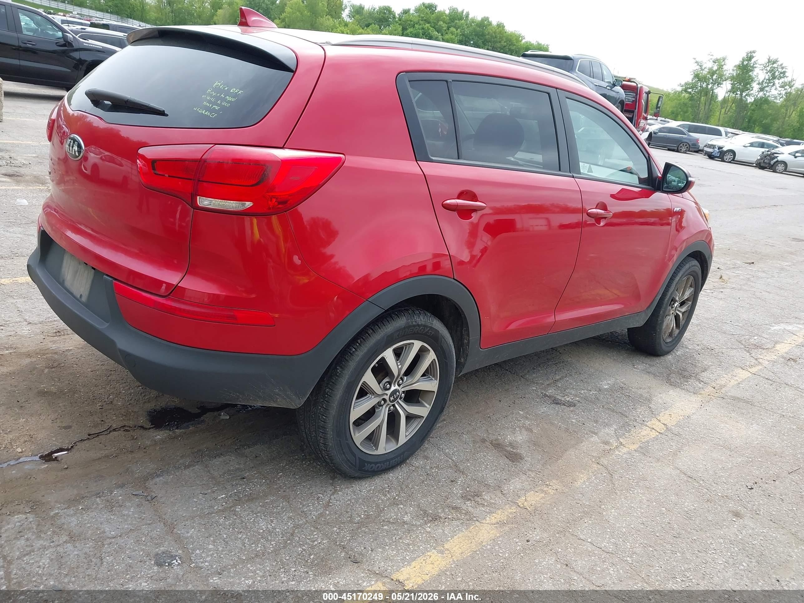 2015 Kia Sportage Lx Red vin: KNDPBCAC5F7763571