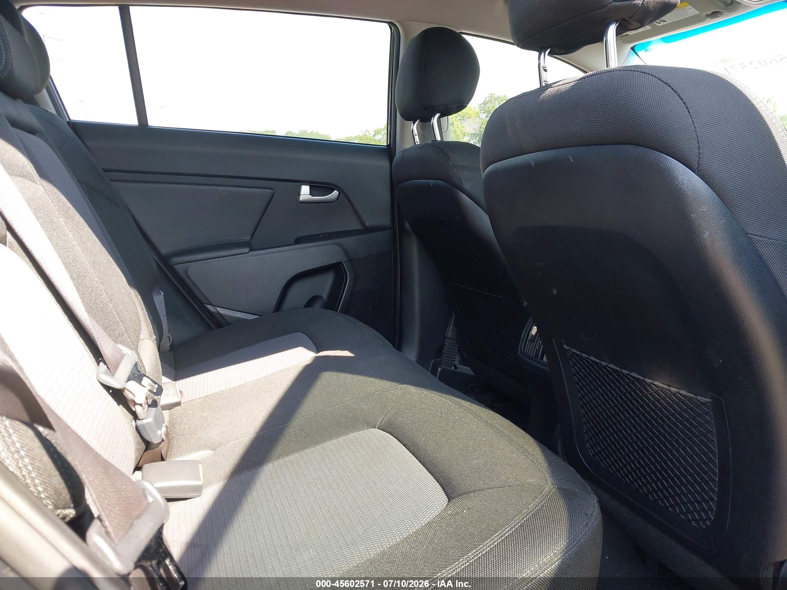 2015 Kia Sportage Lx Черный vin: KNDPBCAC5F7772108