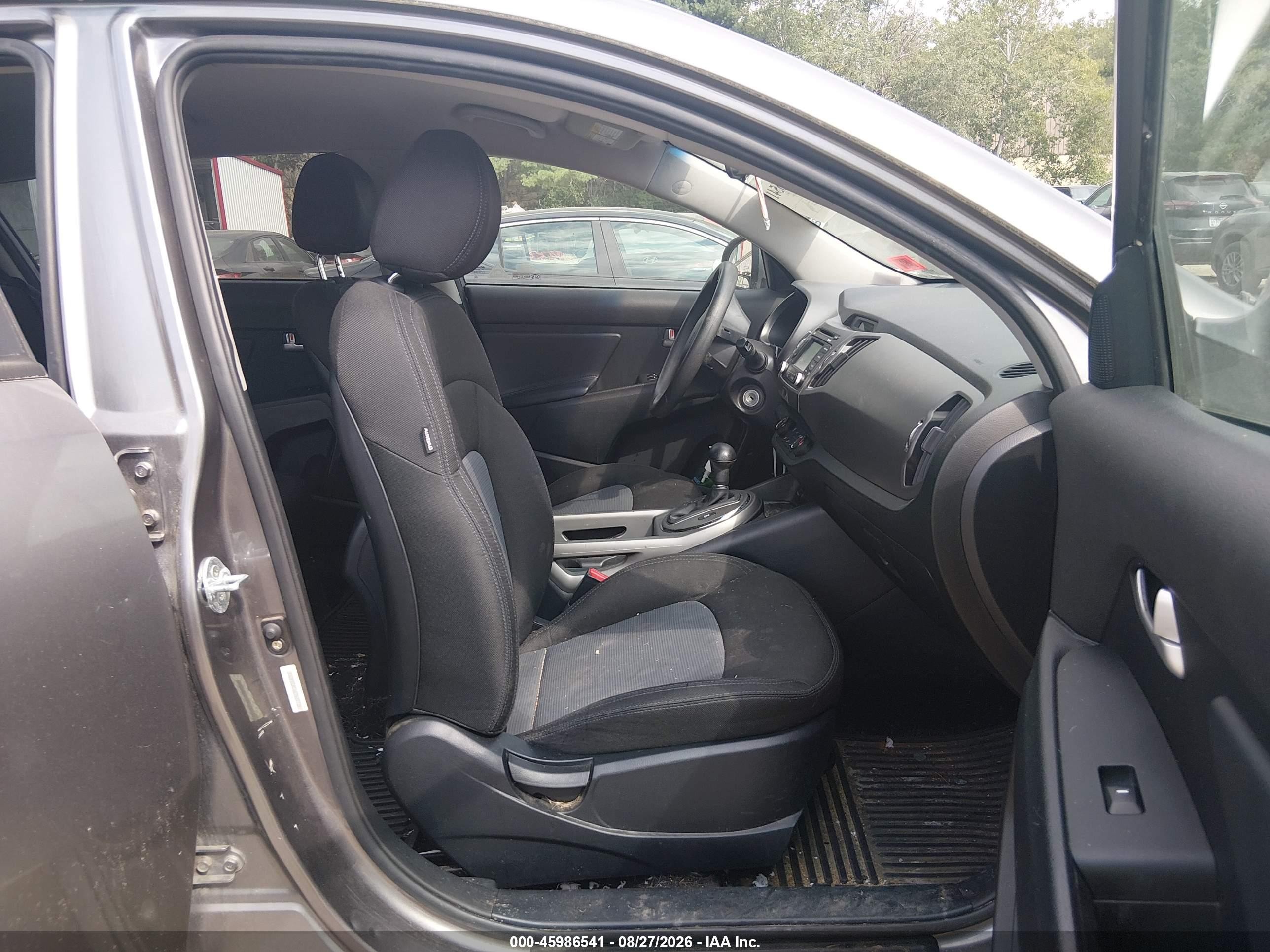 2014 Kia Sportage Lx Gray vin: KNDPBCAC6E7631739