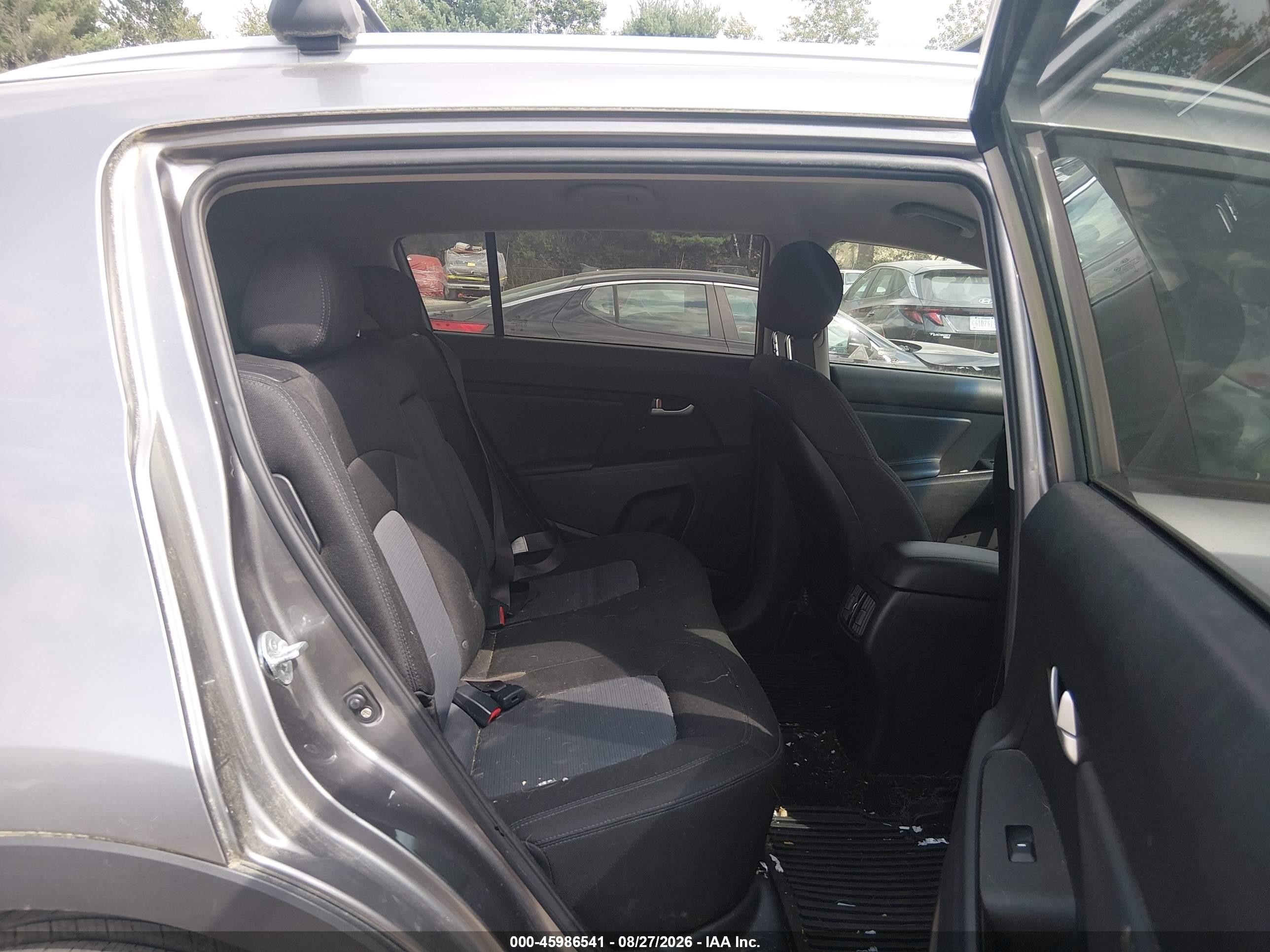 2014 Kia Sportage Lx Gray vin: KNDPBCAC6E7631739