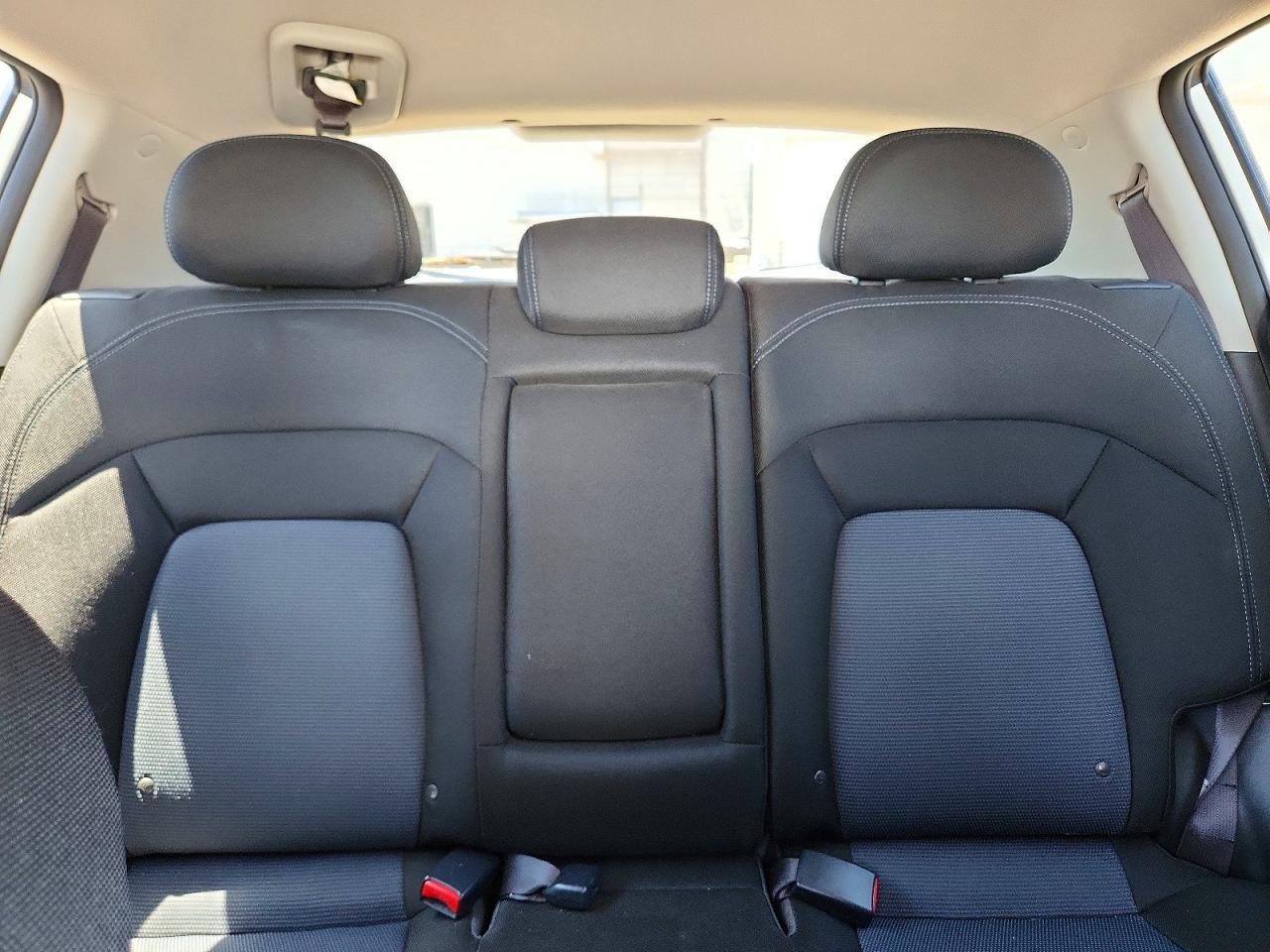 2014 Kia Sportage Lx White vin: KNDPBCAC6E7662909