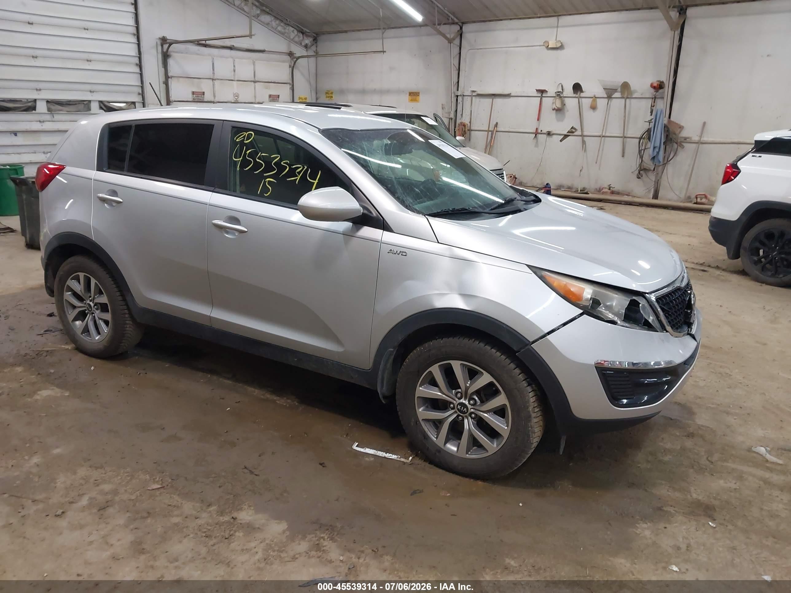 2015 Kia Sportage Lx Silver vin: KNDPBCAC6F7702441
