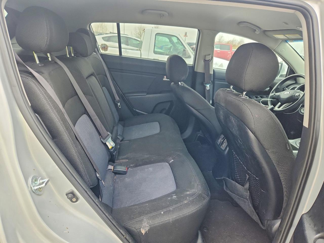 2015 Kia Sportage Lx Silver vin: KNDPBCAC6F7756130