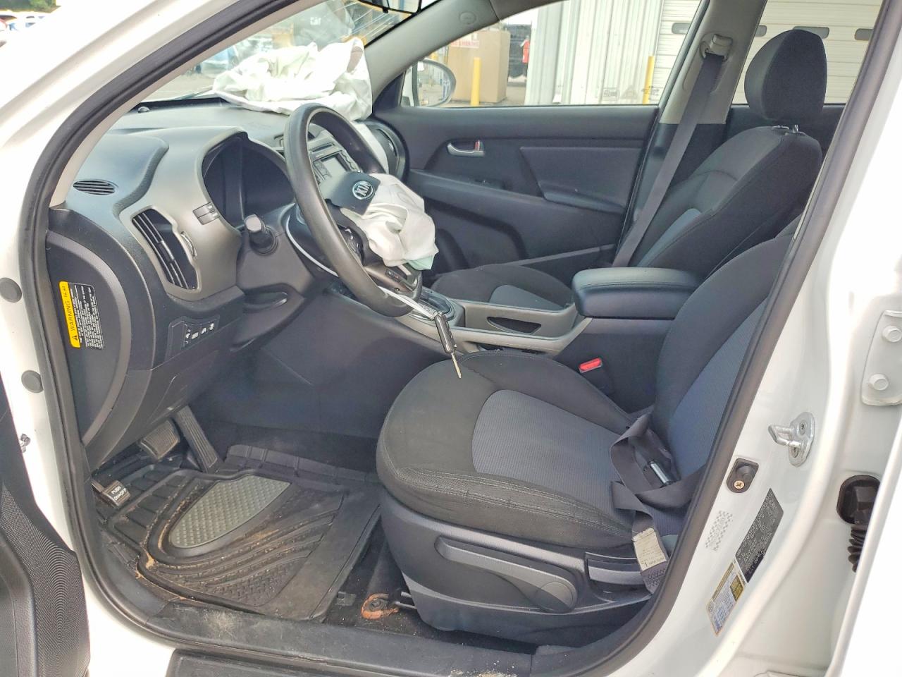 2014 Kia Sportage Lx White vin: KNDPBCAC7E7633466