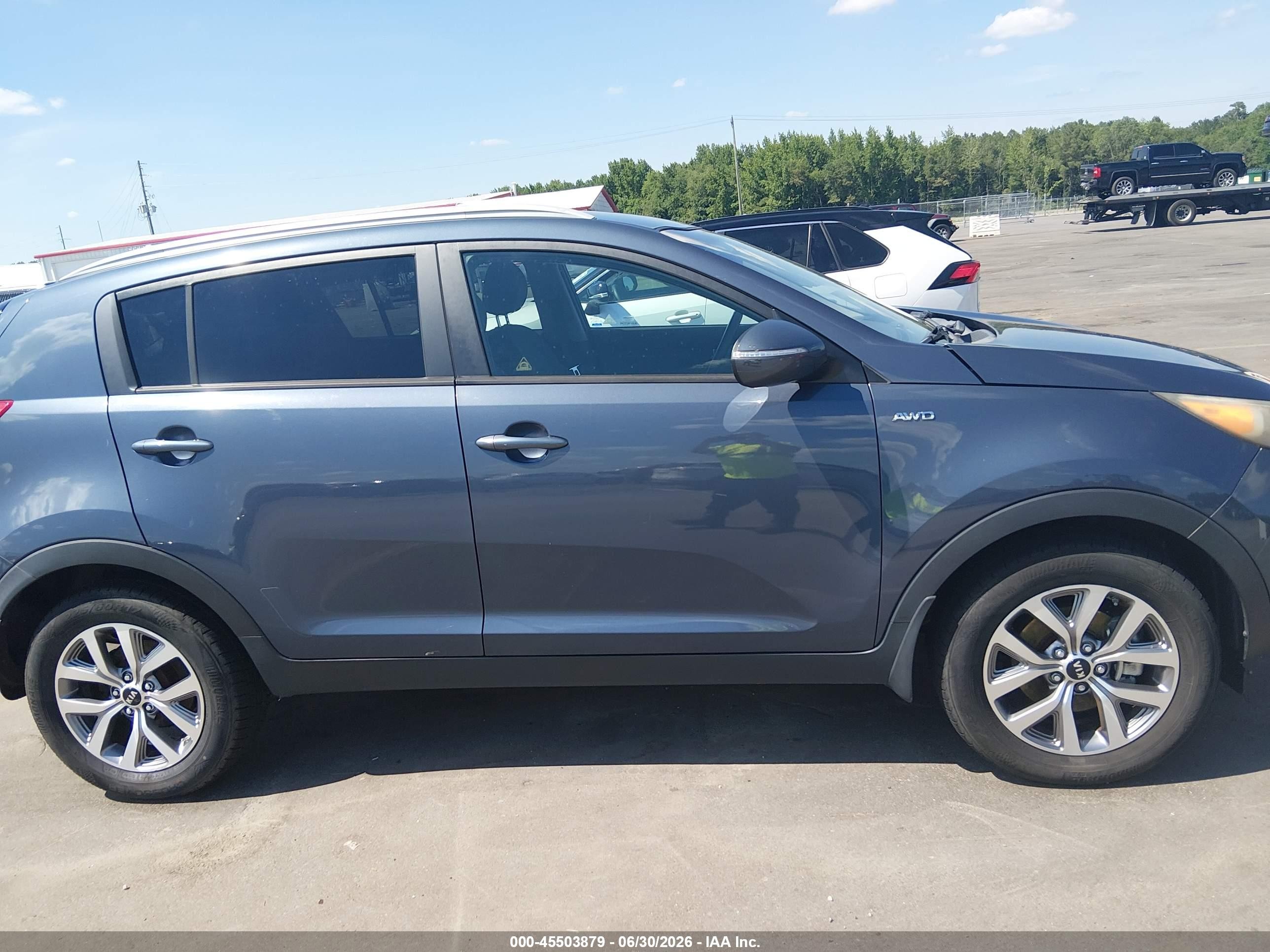 2015 Kia Sportage Lx Light Blue vin: KNDPBCAC7F7684127