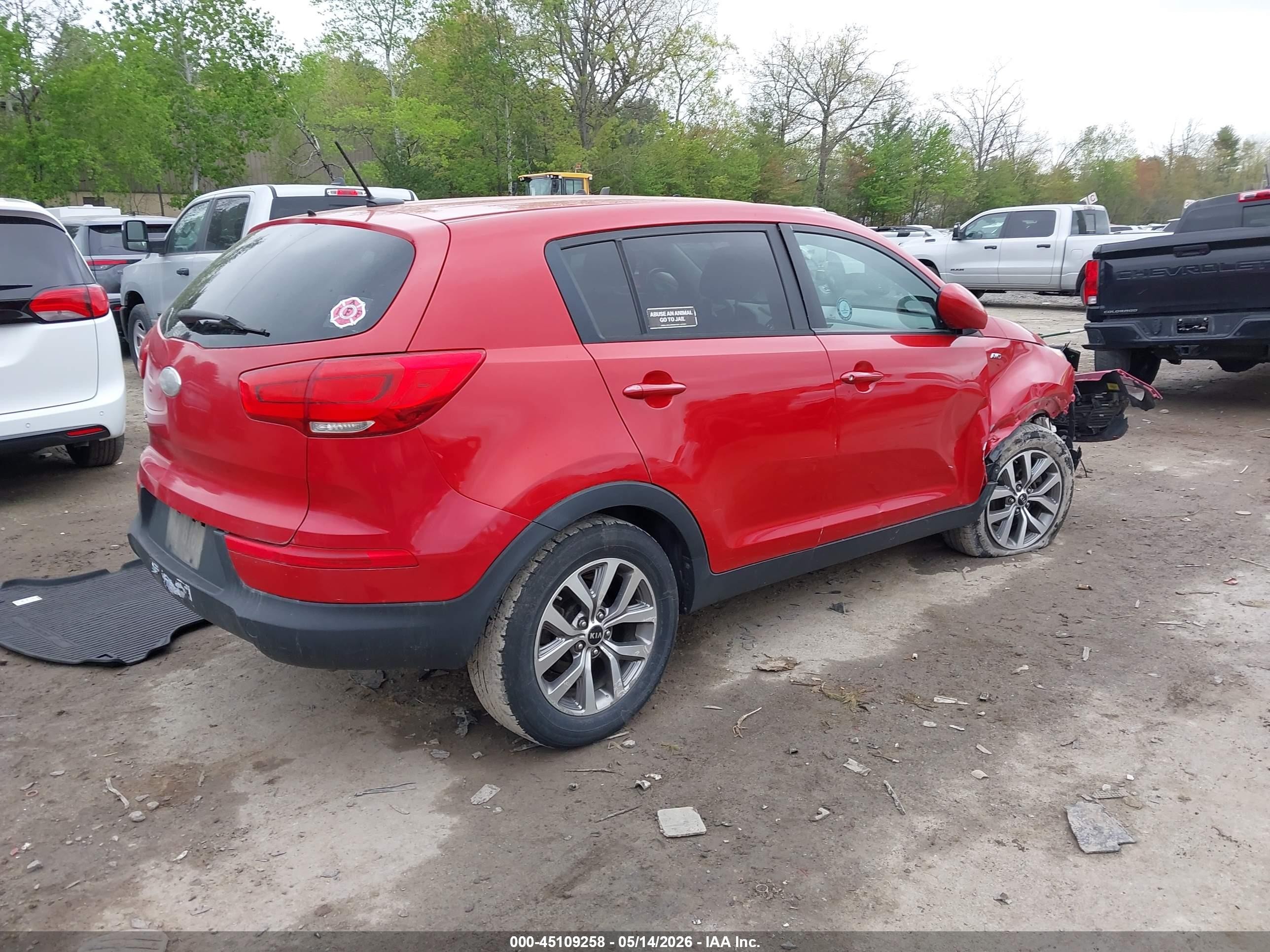 2014 Kia Sportage Lx Red vin: KNDPBCAC8E7550984