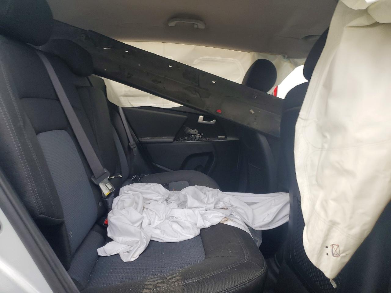 2014 Kia Sportage Lx Серебряный vin: KNDPBCAC8E7575383