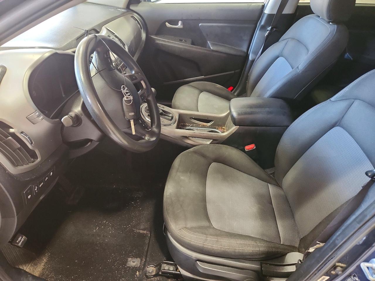 2014 Kia Sportage Lx Синий vin: KNDPBCAC8E7584150