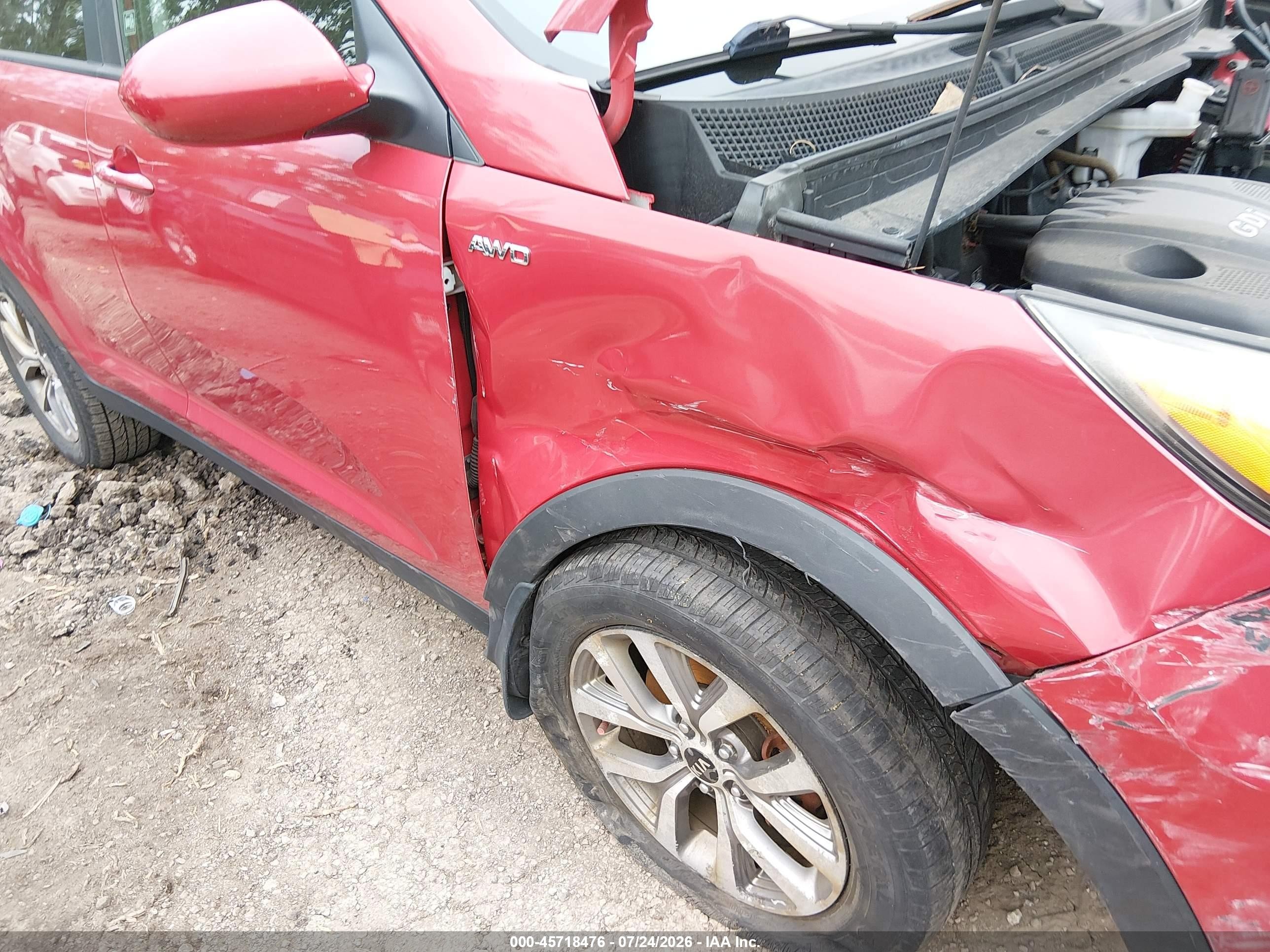2015 Kia Sportage Lx Red vin: KNDPBCAC8F7710363