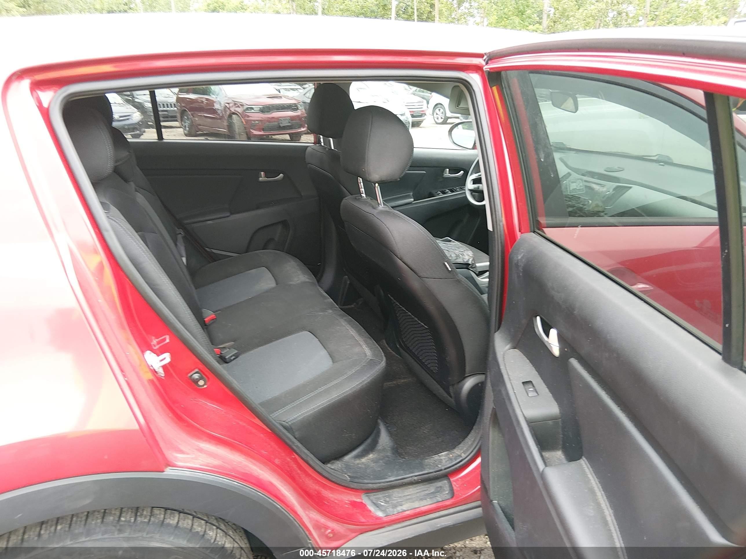 2015 Kia Sportage Lx Red vin: KNDPBCAC8F7710363