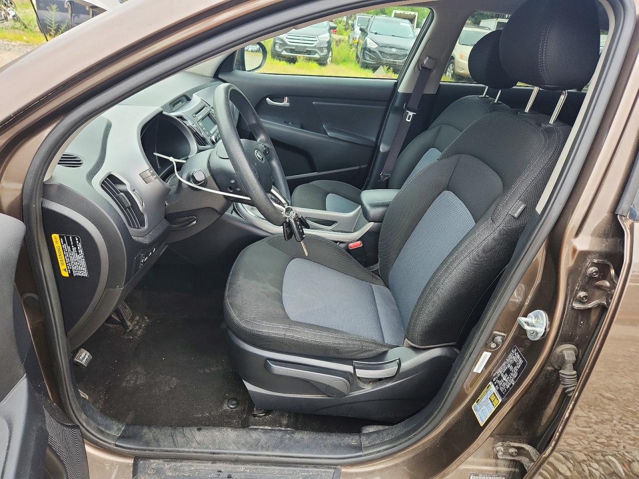 2015 Kia Sportage Lx Brown vin: KNDPBCAC8F7716227
