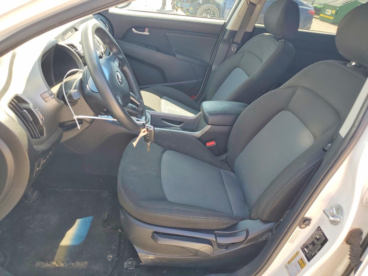 2014 Kia Sportage Lx White vin: KNDPBCAC9E7641469