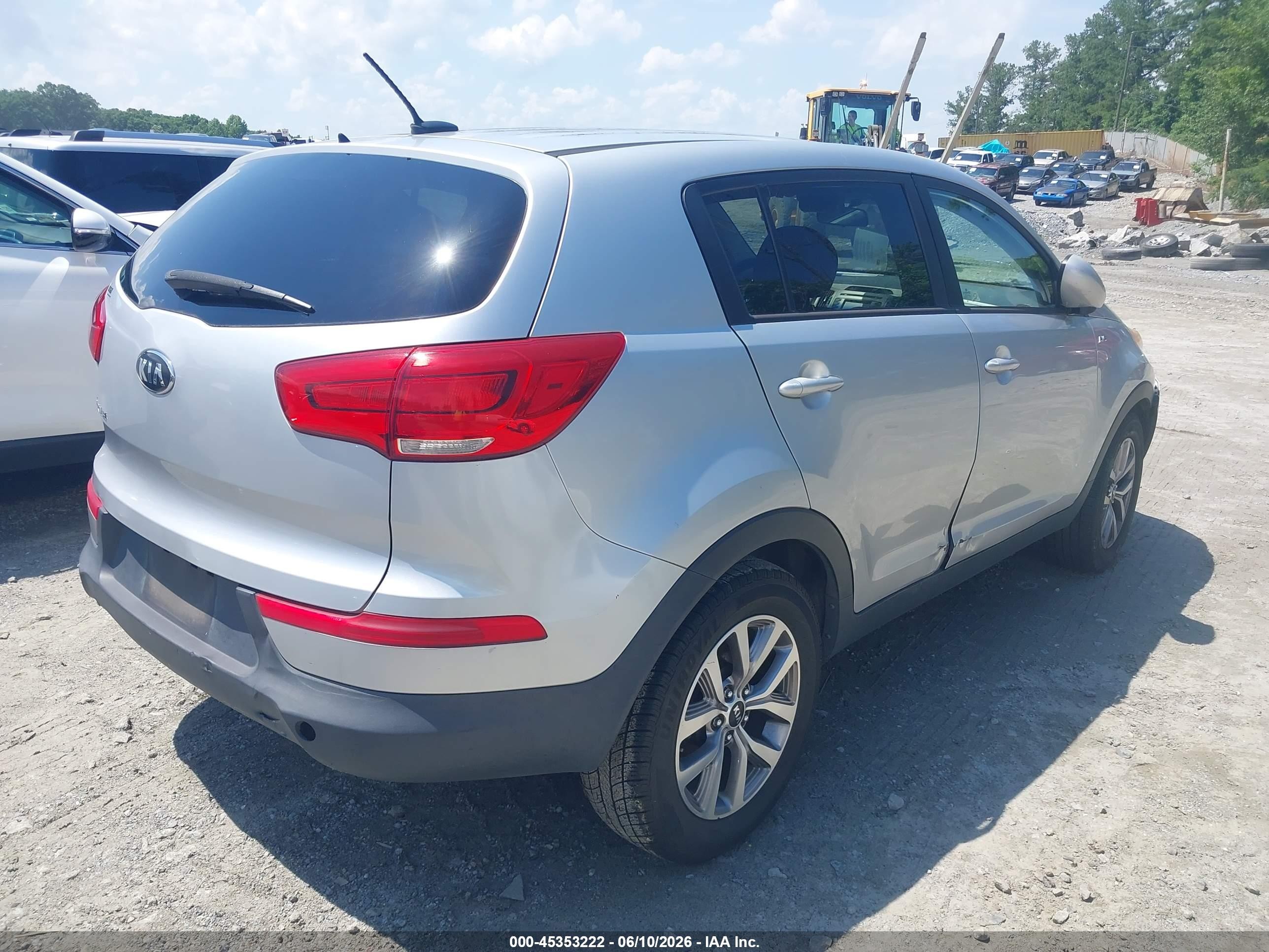 2015 Kia Sportage Lx Silver vin: KNDPBCAC9F7764576