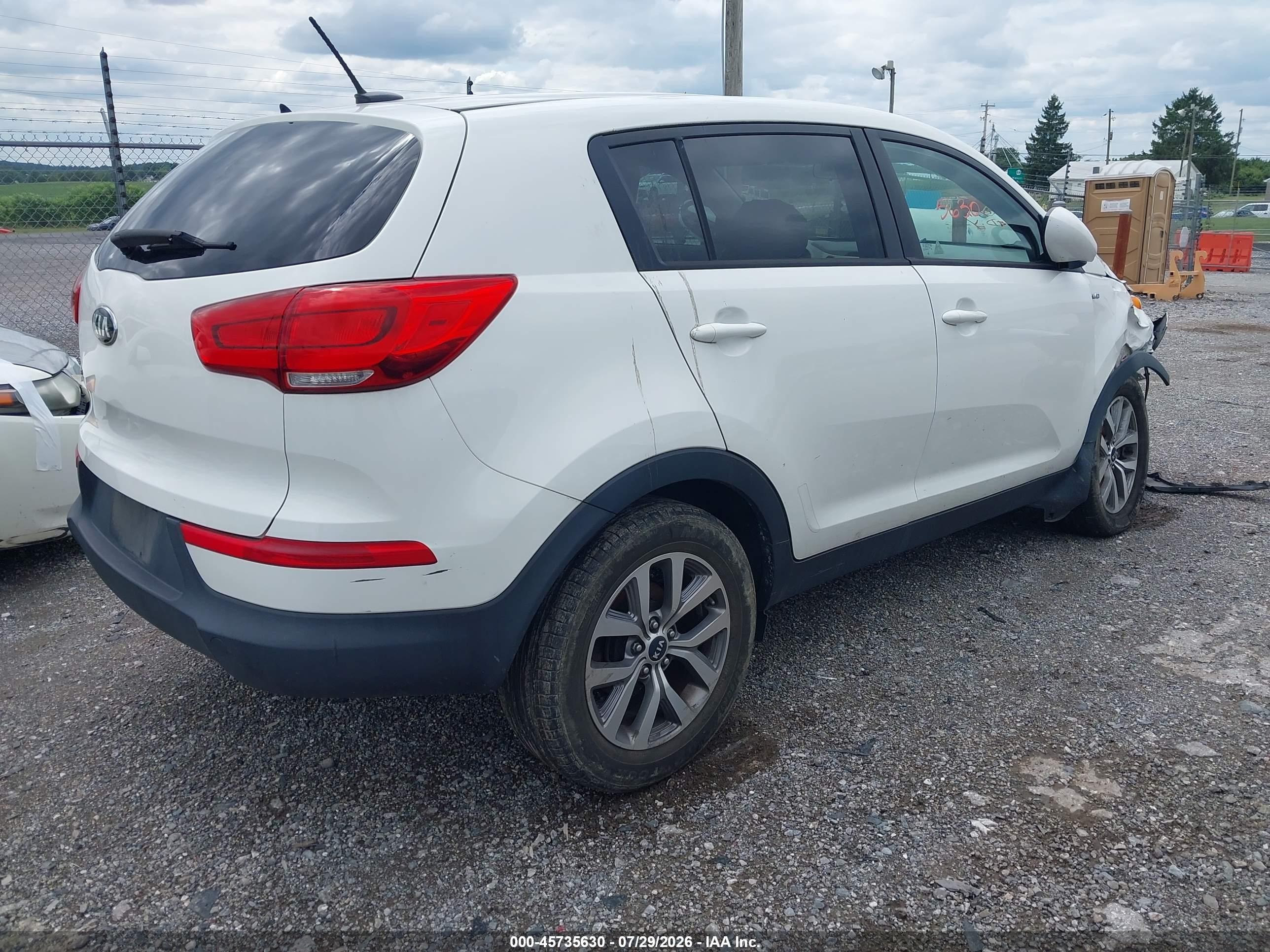 2015 Kia Sportage Lx White vin: KNDPBCAC9F7766294