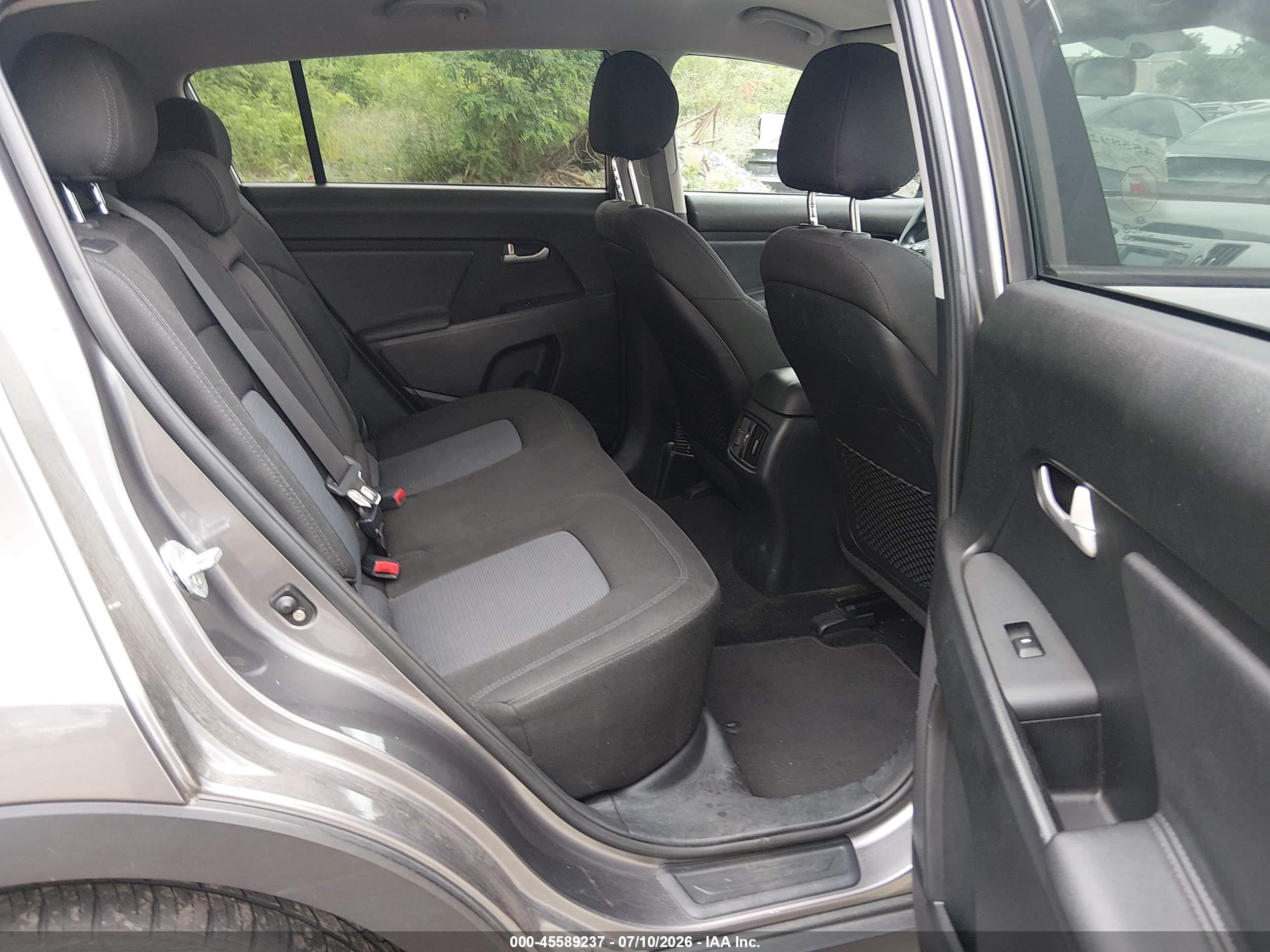 2014 Kia Sportage Lx Gray vin: KNDPBCACXE7550629
