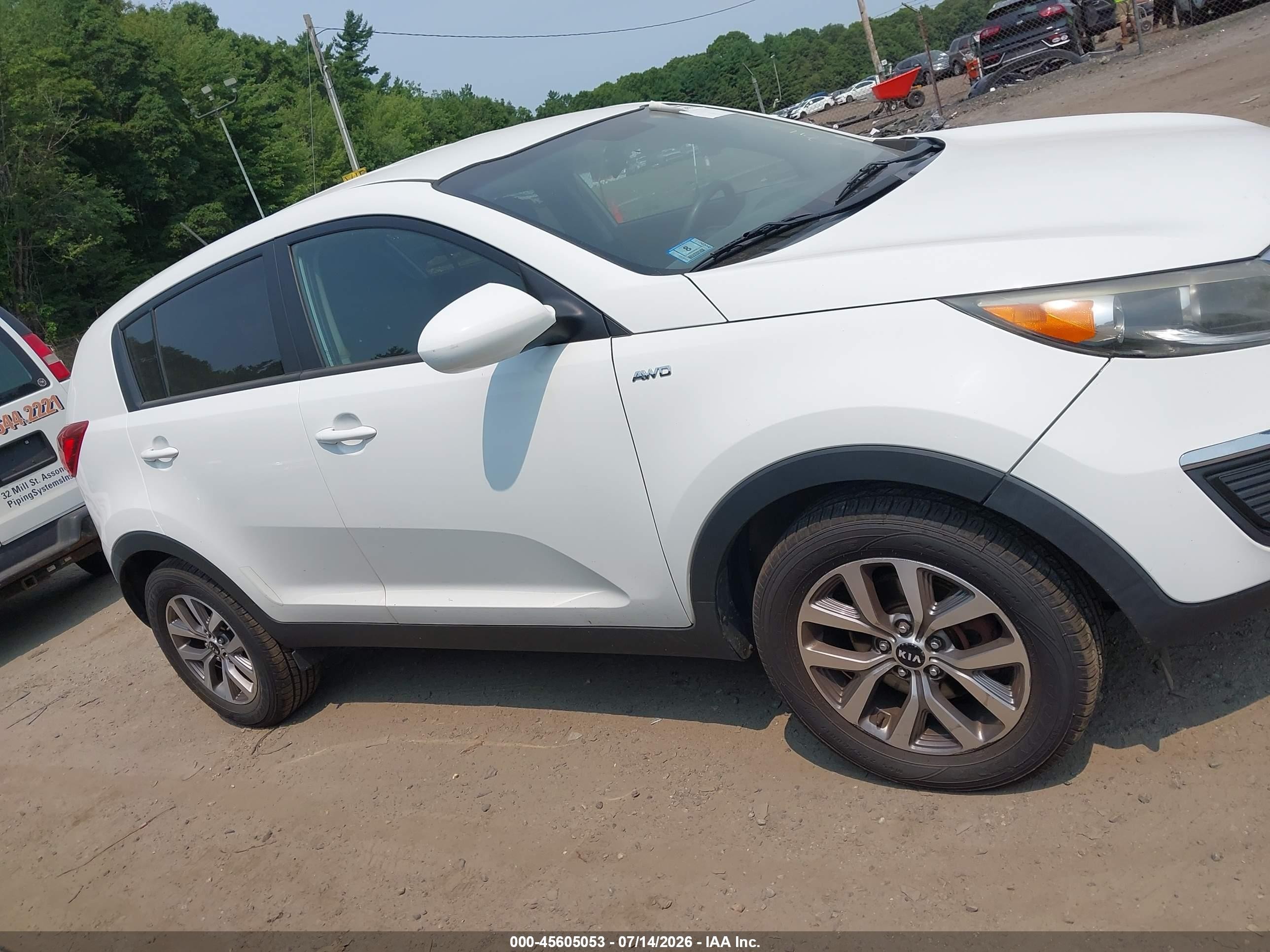2015 Kia Sportage Lx White vin: KNDPBCACXF7687846