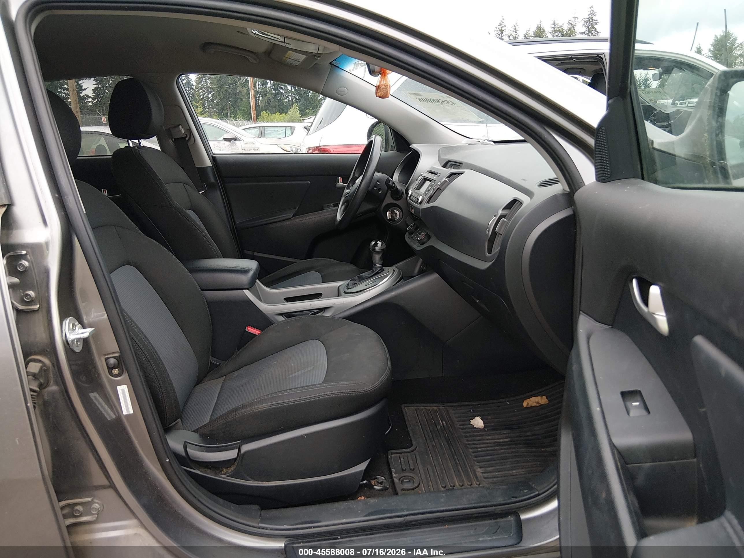 2015 Kia Sportage Lx Gray vin: KNDPBCACXF7701583