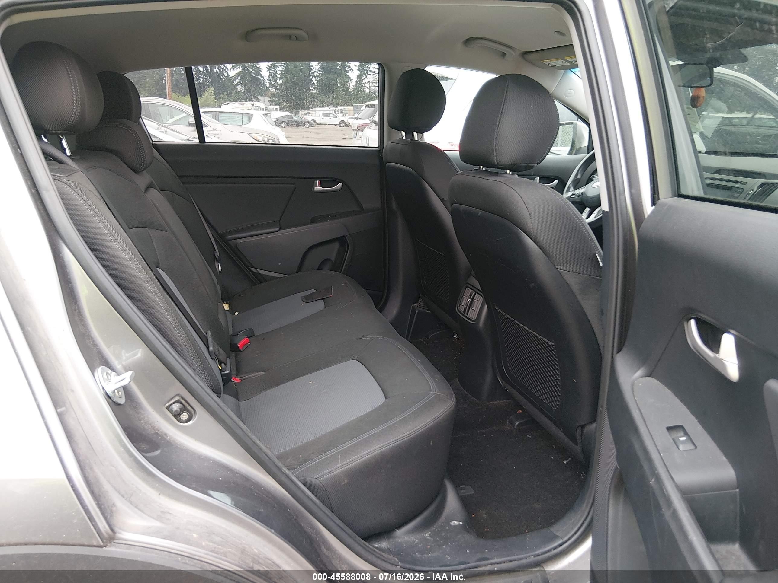 2015 Kia Sportage Lx Gray vin: KNDPBCACXF7701583
