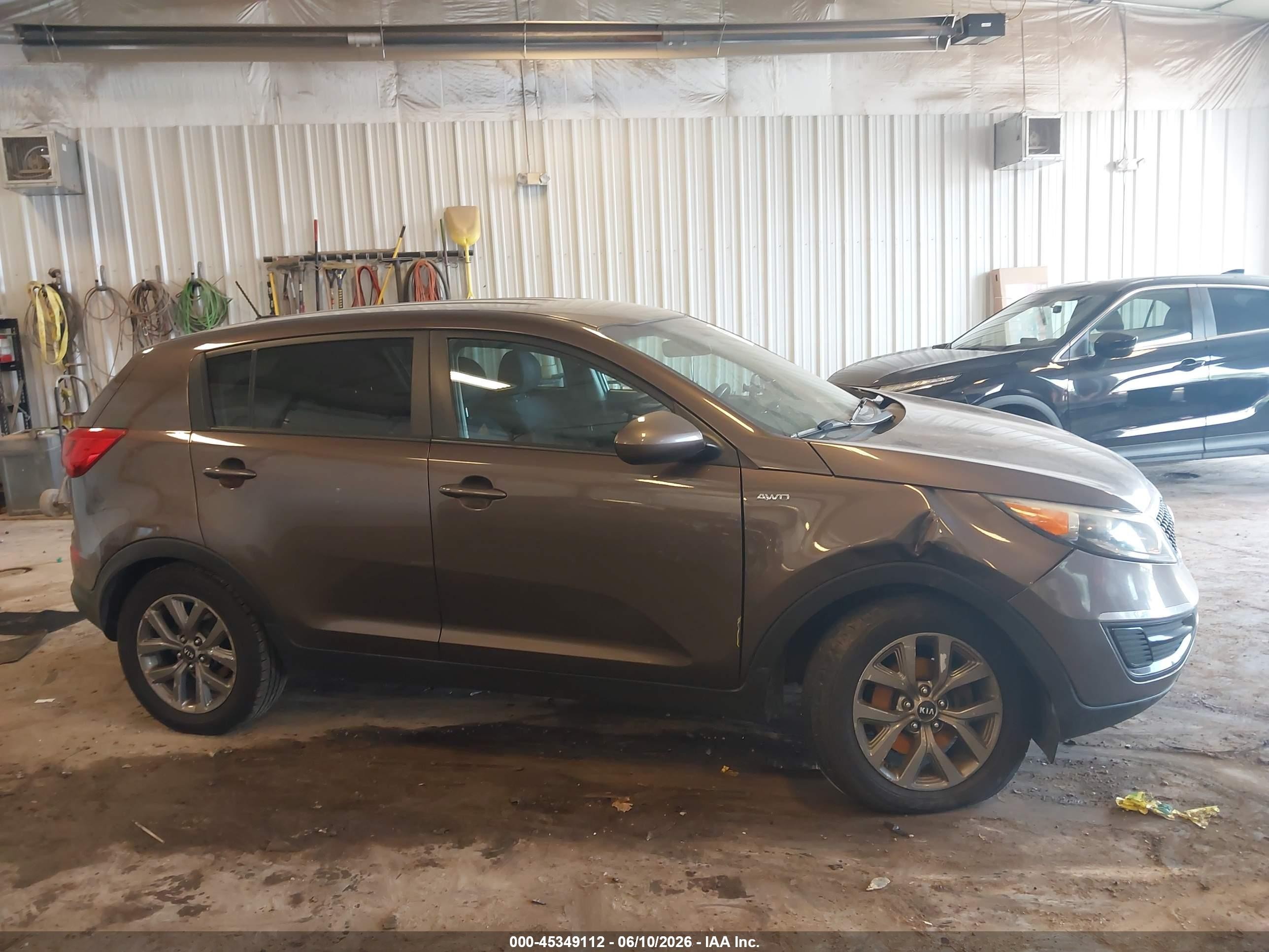 2015 Kia Sportage Lx Brown vin: KNDPBCACXF7705780
