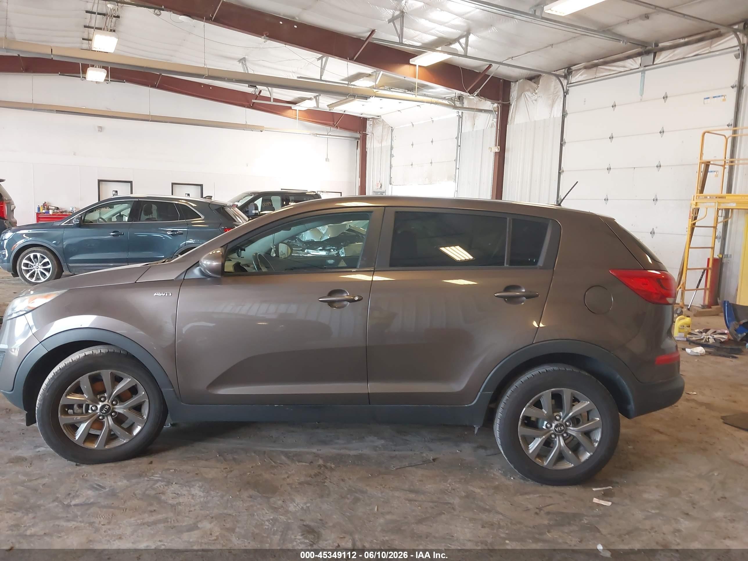 2015 Kia Sportage Lx Brown vin: KNDPBCACXF7705780
