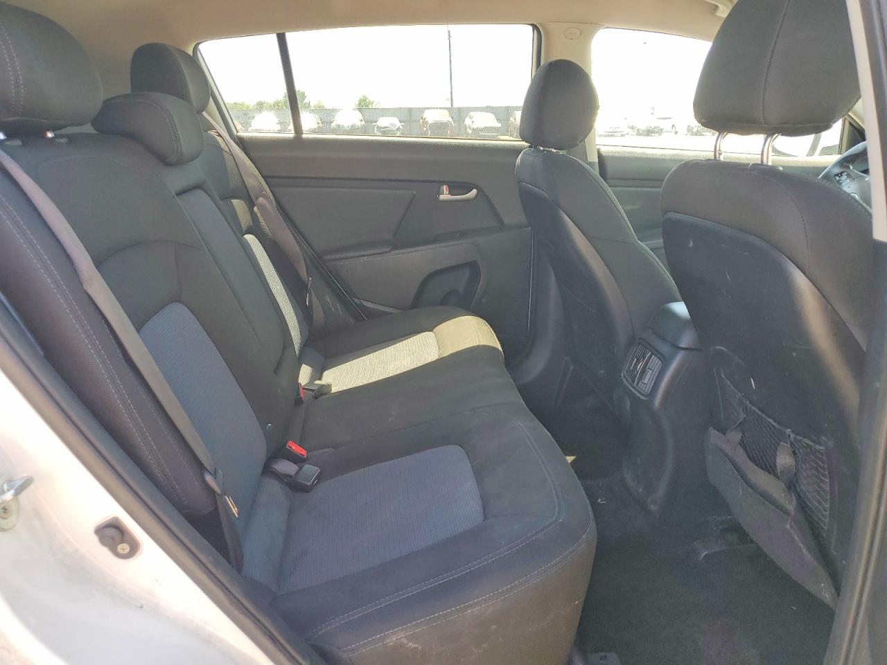 2015 Kia Sportage Lx White vin: KNDPBCACXF7710297