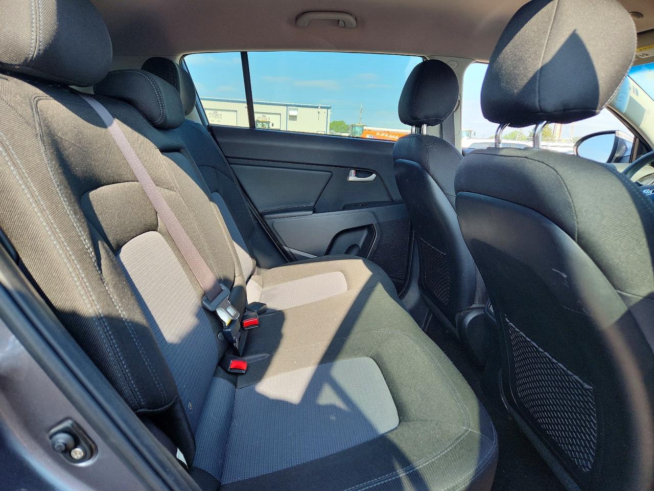 2015 Kia Sportage Lx Gray vin: KNDPBCACXF7757877
